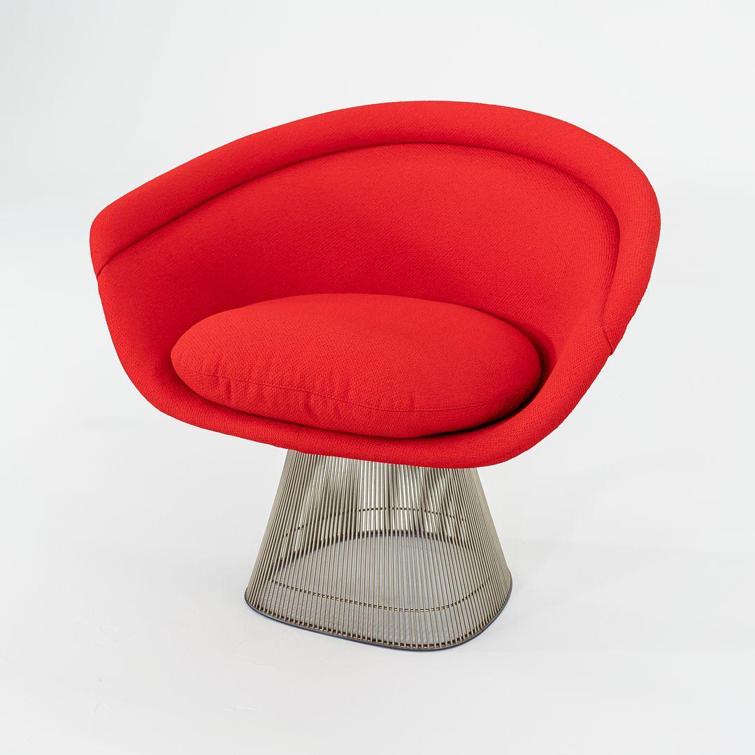 1975, Paar Warren Platner für Knoll, Loungesessel mit Stahlrahmen und rotem Stoff (amerikanisch) im Angebot