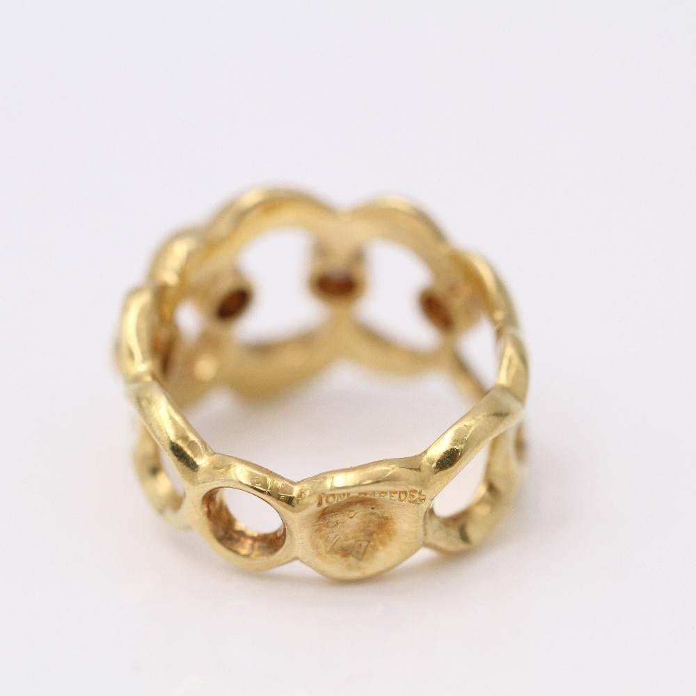 1975 Ring in Yellow Gold and Diamonds. In New Condition For Sale In BARCELONA, ES