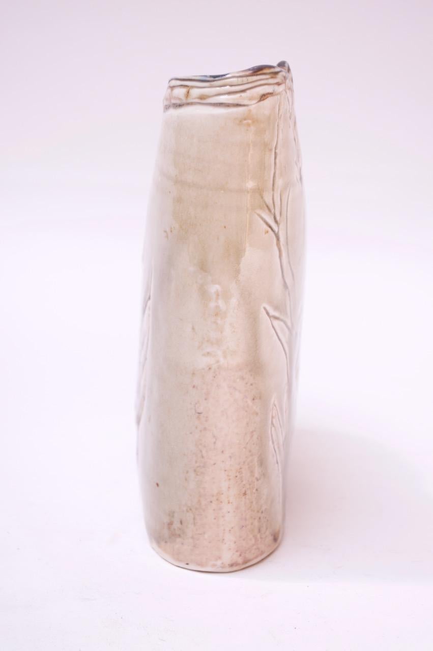 Mid-Century Modern 1975 Studio Ceramic Sage Floral Vase Signed Pollack For Sale