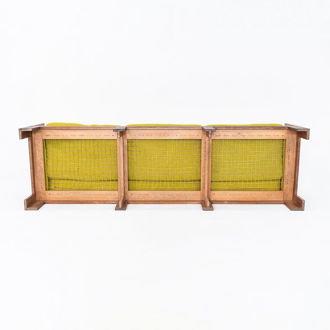 Moderno Divano Tage Poulsen 1975 con cuscini in tessuto Greene & Greene per CI Designs in Oak in vendita