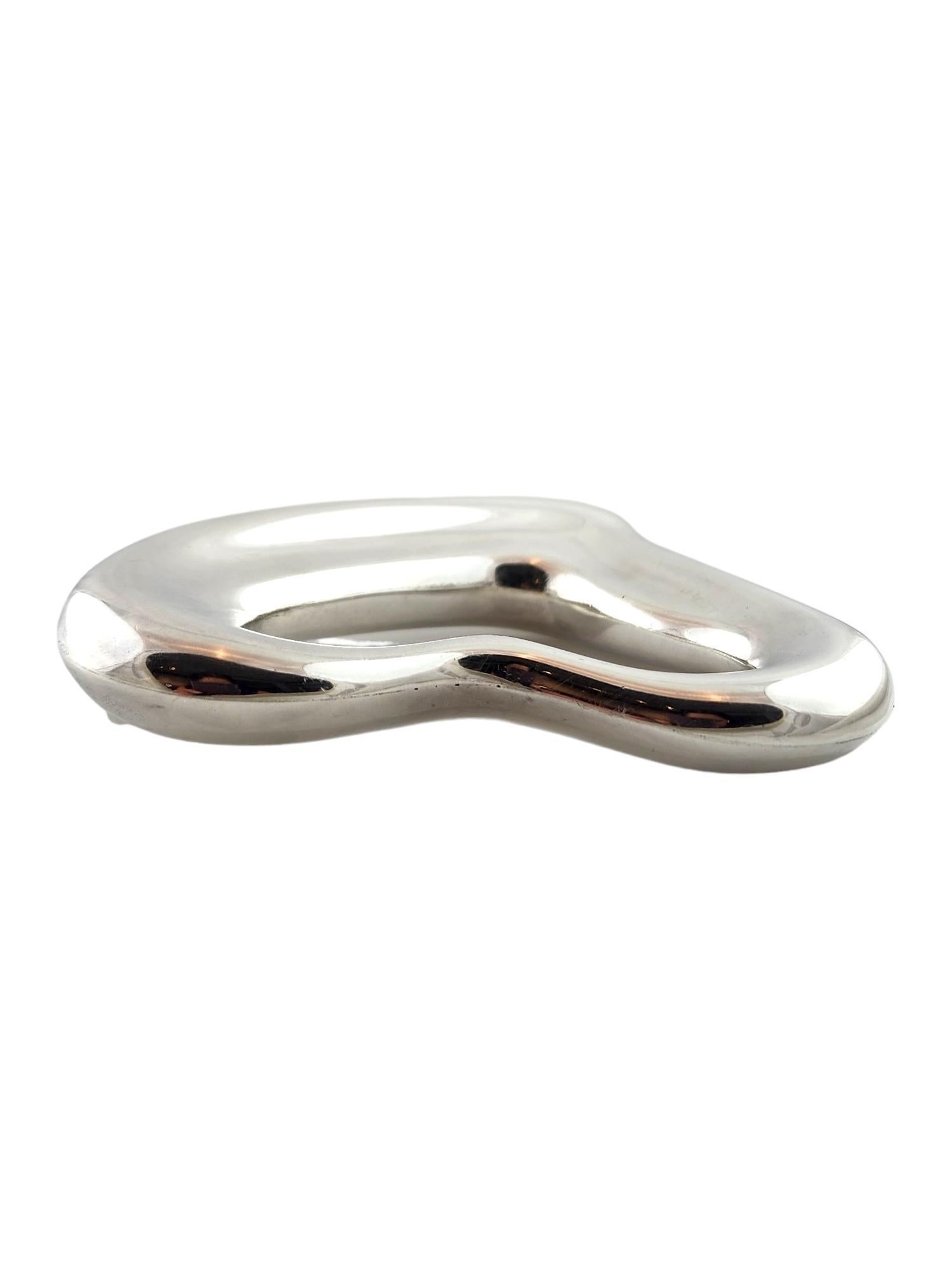 1975 Tiffany & Co Sterling Silver Elsa Peretti Open Heart Belt Buckle #18265 In Good Condition In Washington Depot, CT