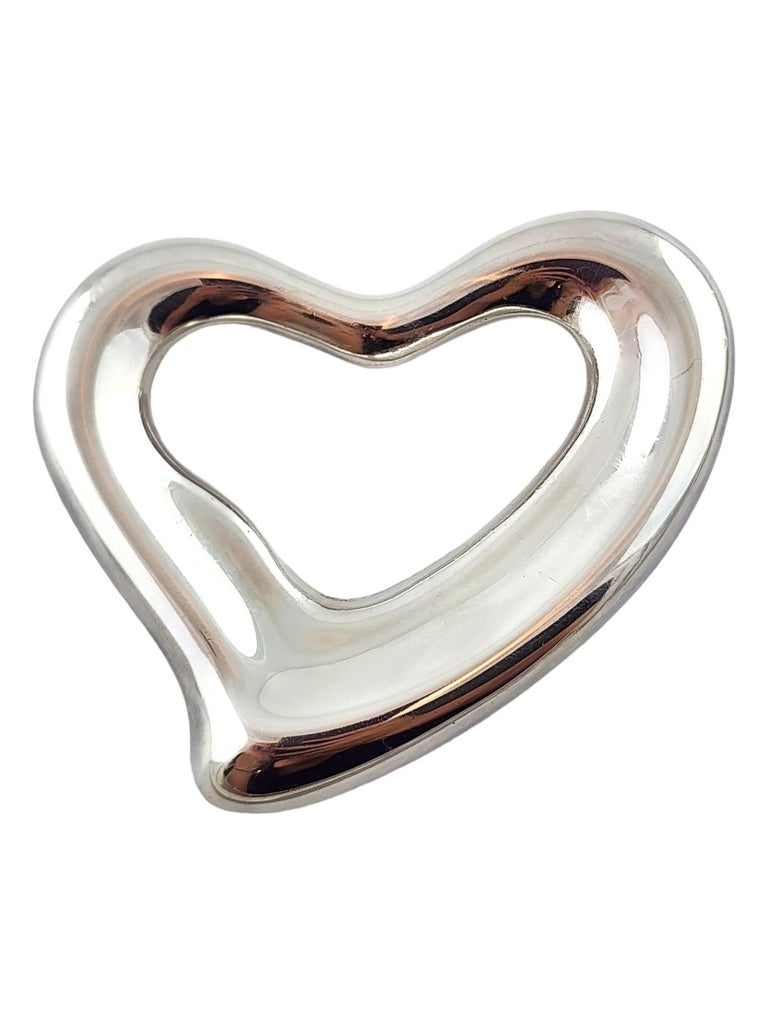 1975 Tiffany and Co Sterling Silver Elsa Peretti Open Heart  display picture 1