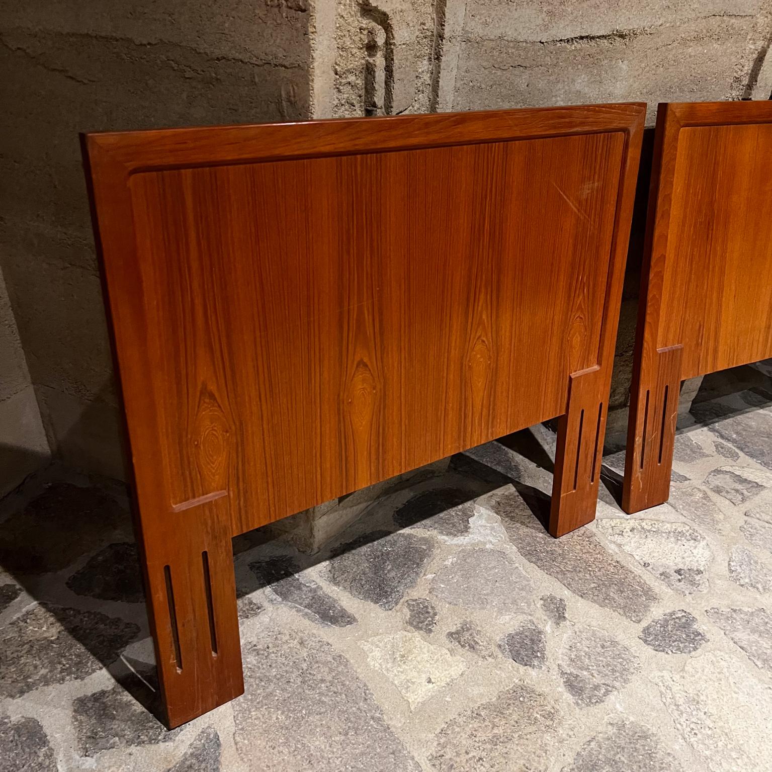 Mid-Century Modern 1975 Twin Teak Headboard Pair by Vinde Mobelfabrik Denmark For Sale