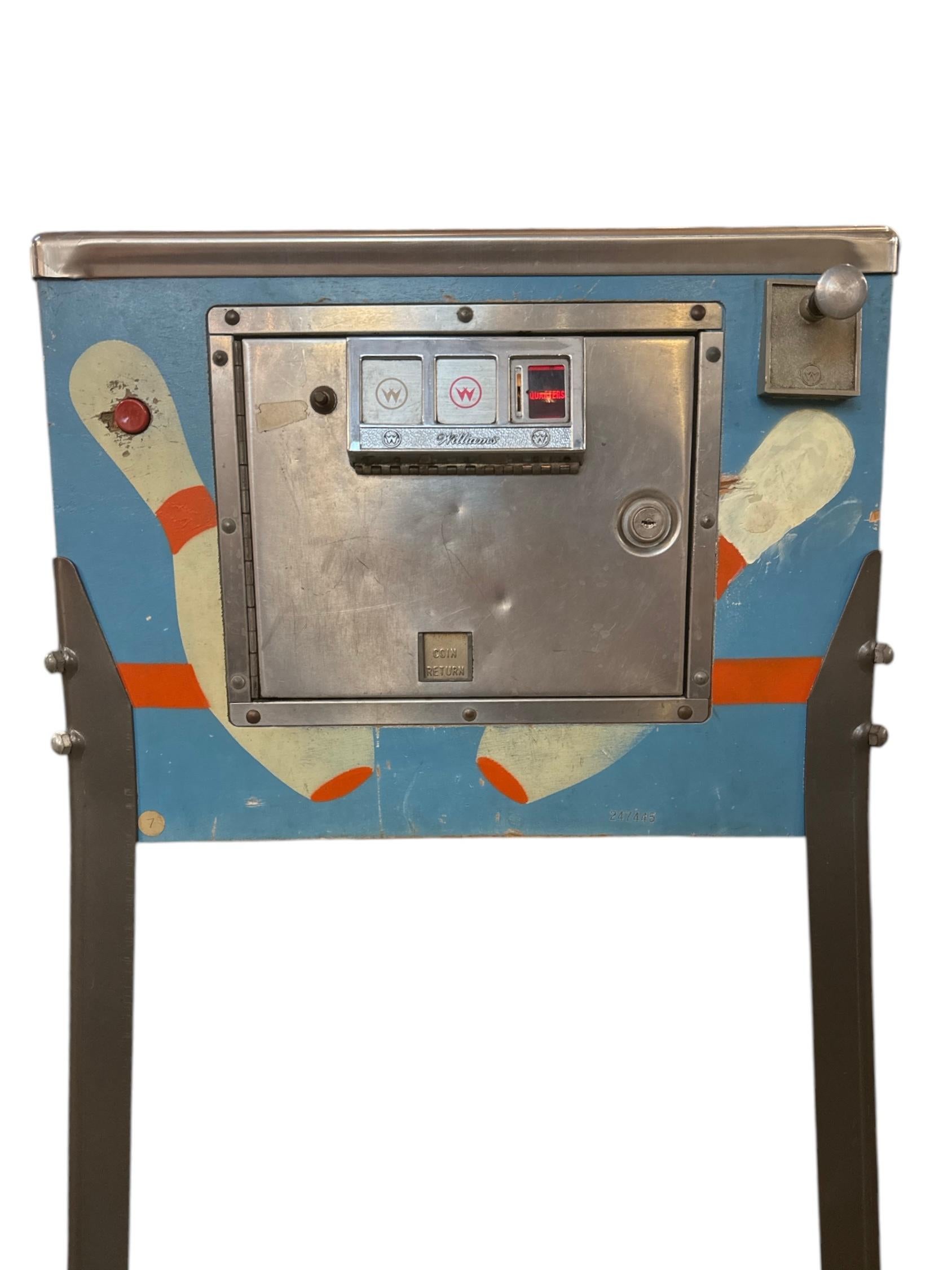 20th Century 1975 Williams Triple Strike Pinball Machine For Sale