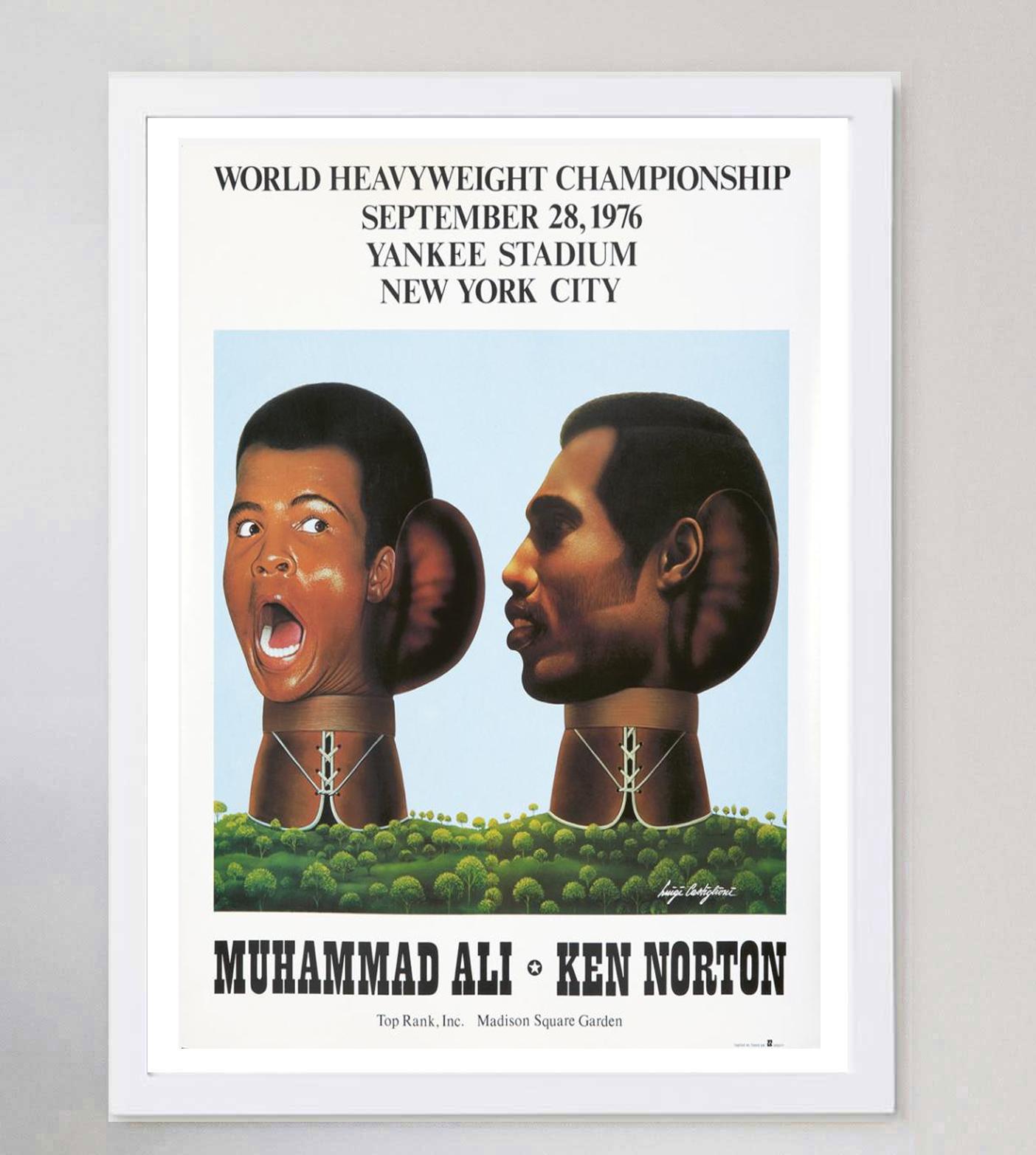 1976 Muhammad Ali vs Ken Norton Original Vintage Poster In Good Condition For Sale In Winchester, GB