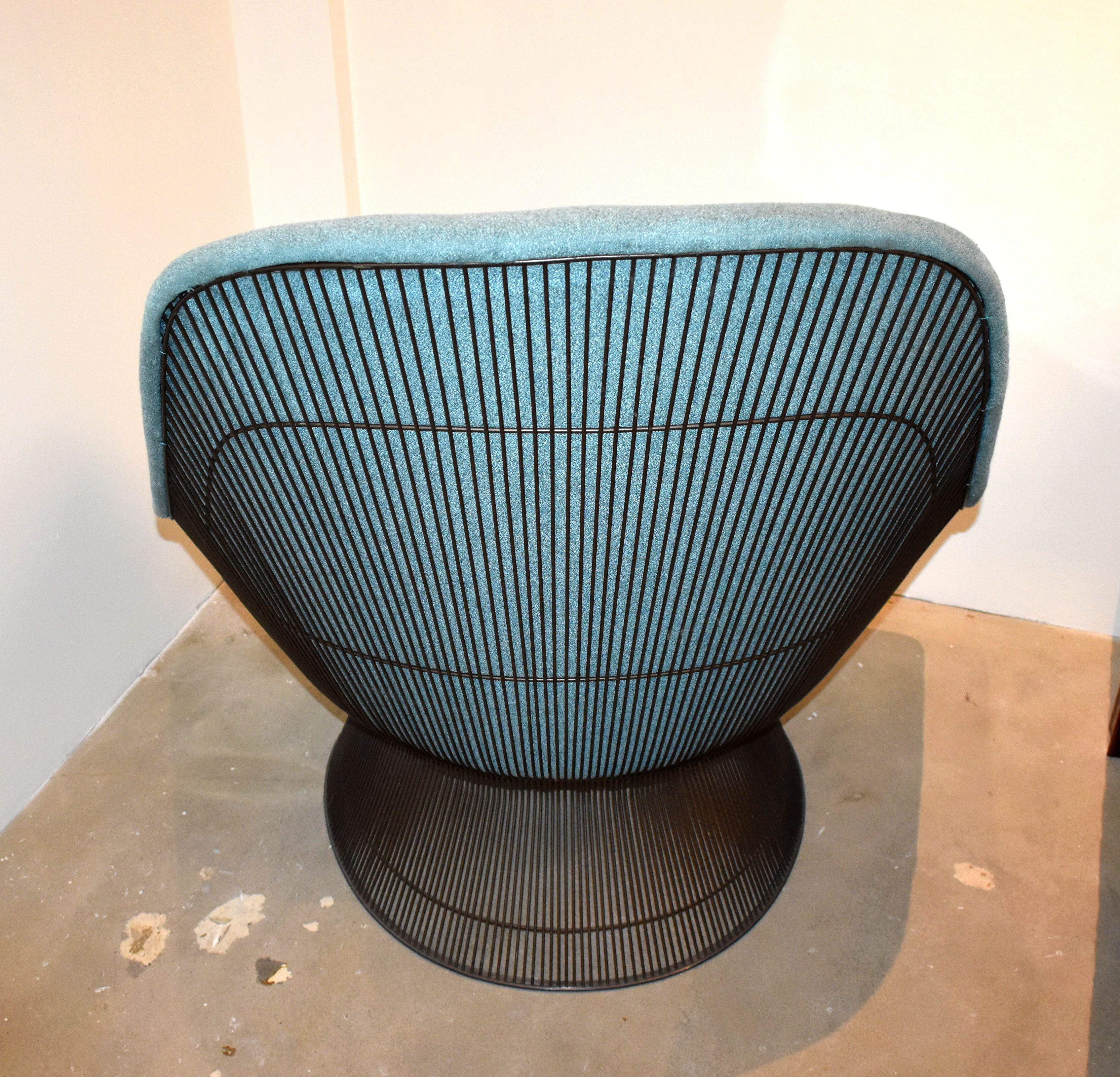 1976 Warren Platner per Knoll Sedia da salotto e ottomana in bronzo 3