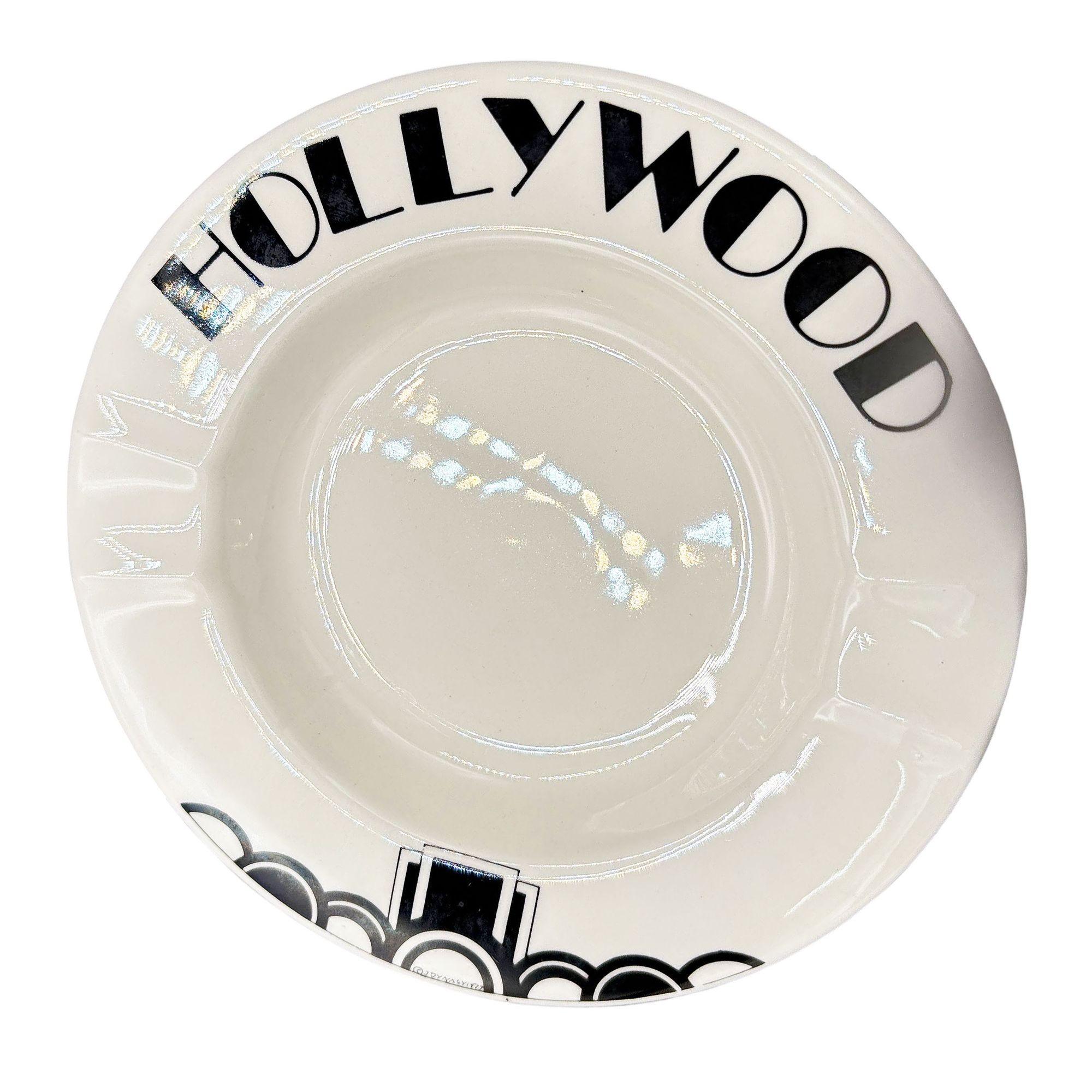 1977 Art Deco style 8