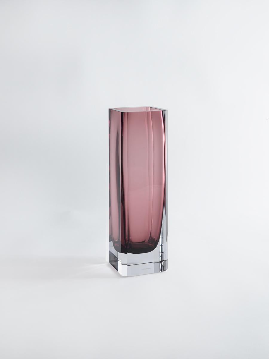 With their clean, minimalist lines, faceted corner detail and sultry colours, 
Greg Natale’s new 1977 vases will make a sophisticated addition to any room.

The vases are part of the Greg Natale Nightlife collection and their name is layered with