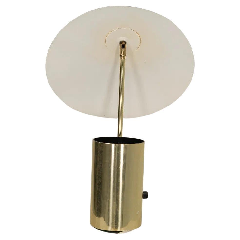 1977 George Nelson Half-Nelson Reflector Table Lamp by Koch & Lowy in Brass For Sale