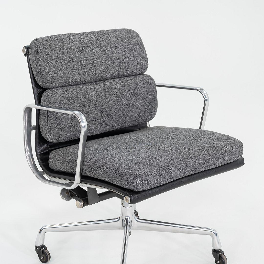 Fin du 20e siècle Chaise de bureau Eames Soft Pad Management en deux tons, Herman Miller, 1977 en vente