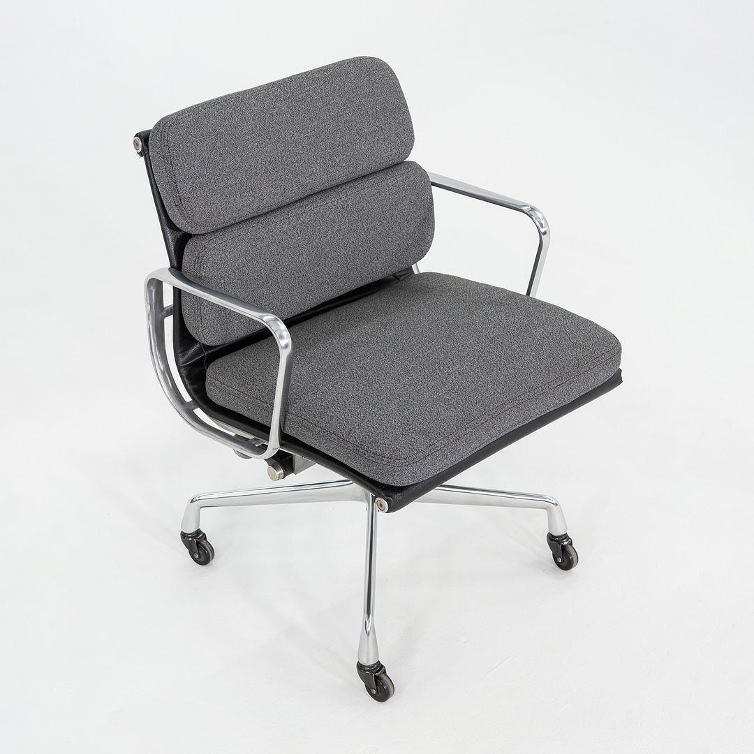Aluminium Chaise de bureau Eames Soft Pad Management en deux tons, Herman Miller, 1977 en vente