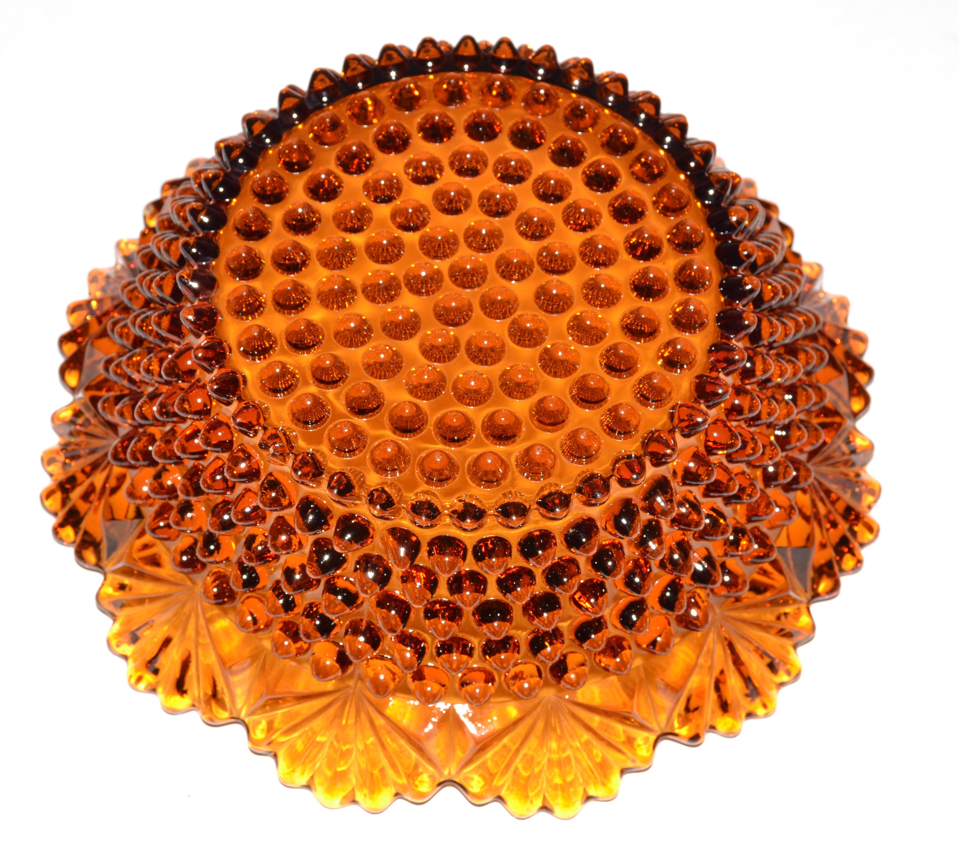 1977 Hobnail Ciotola in vetro ambrato stile Fenton di Imperial Glass Mid-Century Modern in vendita 5