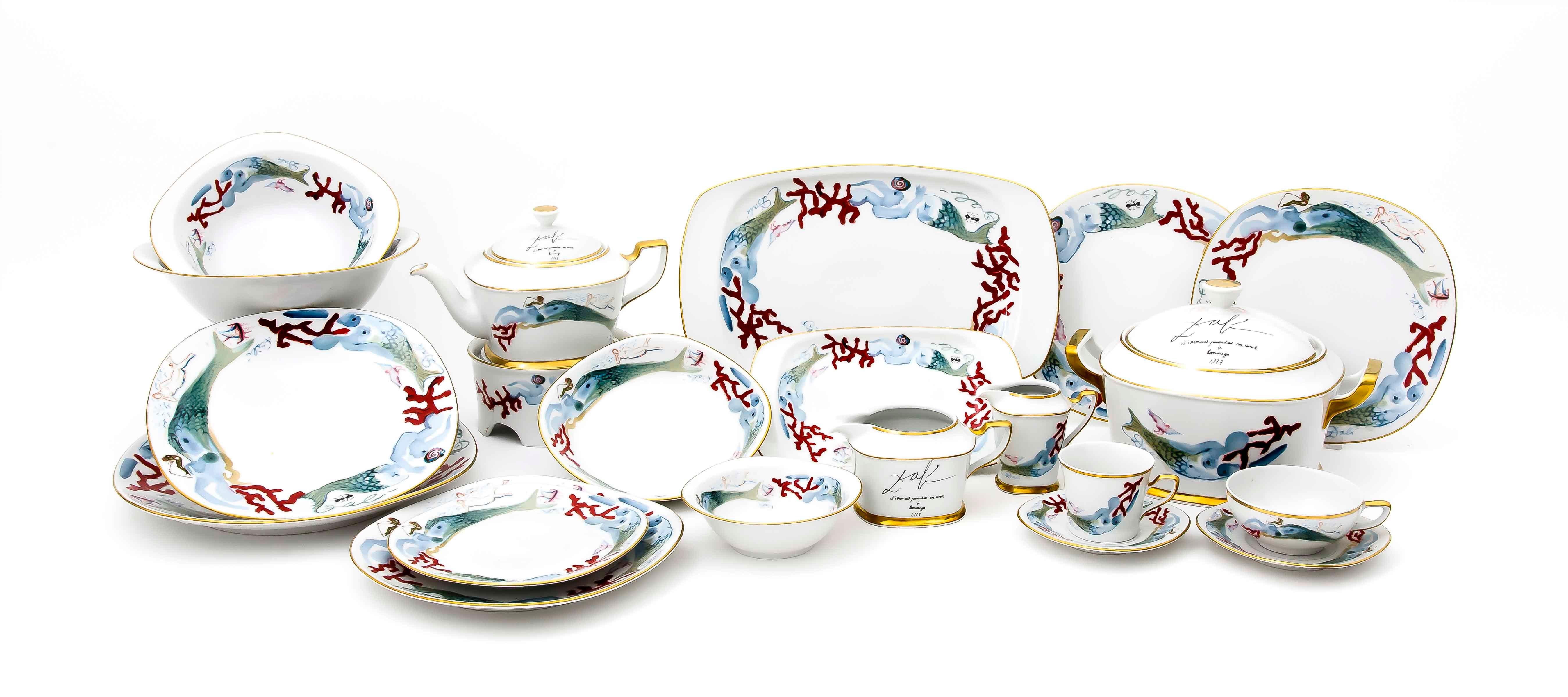 German Salvador Dali Service Porcelain over 100 pieces limited edition 1977 
