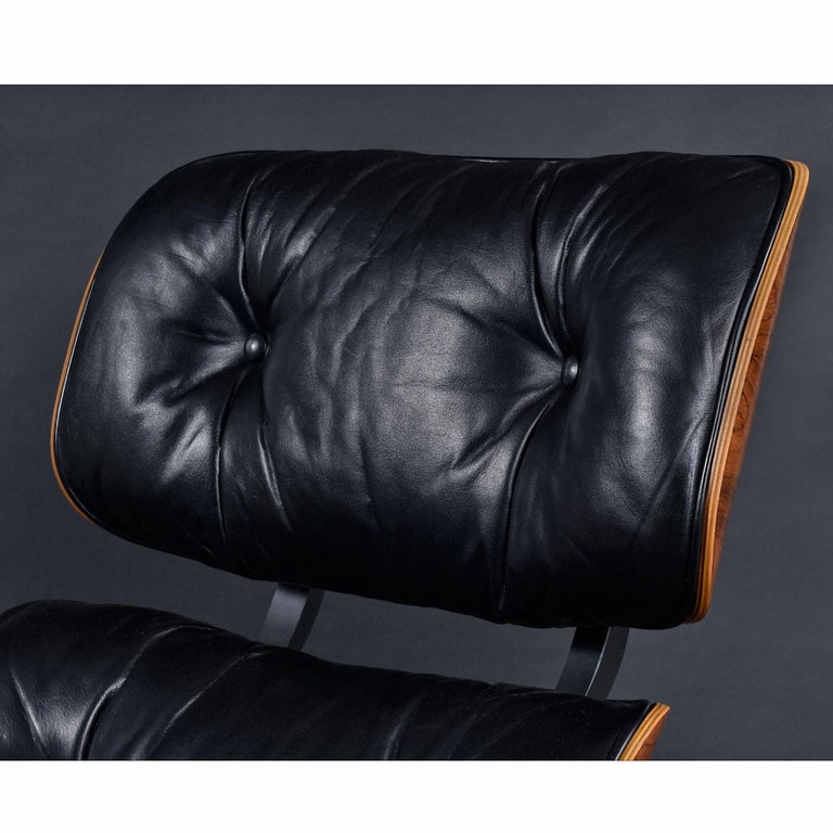 1977 Rosewood Eames Lounge Chair and Ottoman by Herman Miller in Black