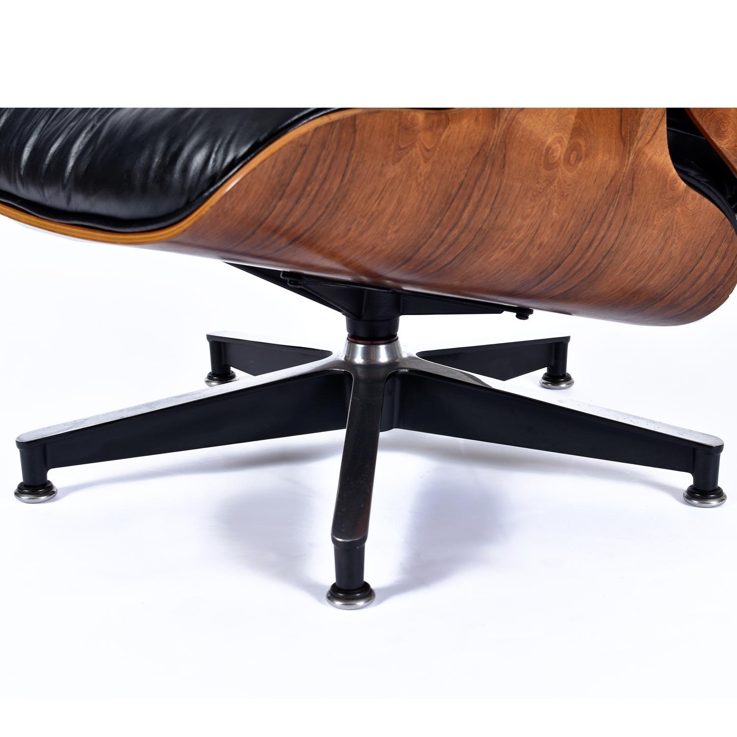 1977 Rosewood Eames Lounge Chair and Ottoman by Herman Miller in Black Leather 10