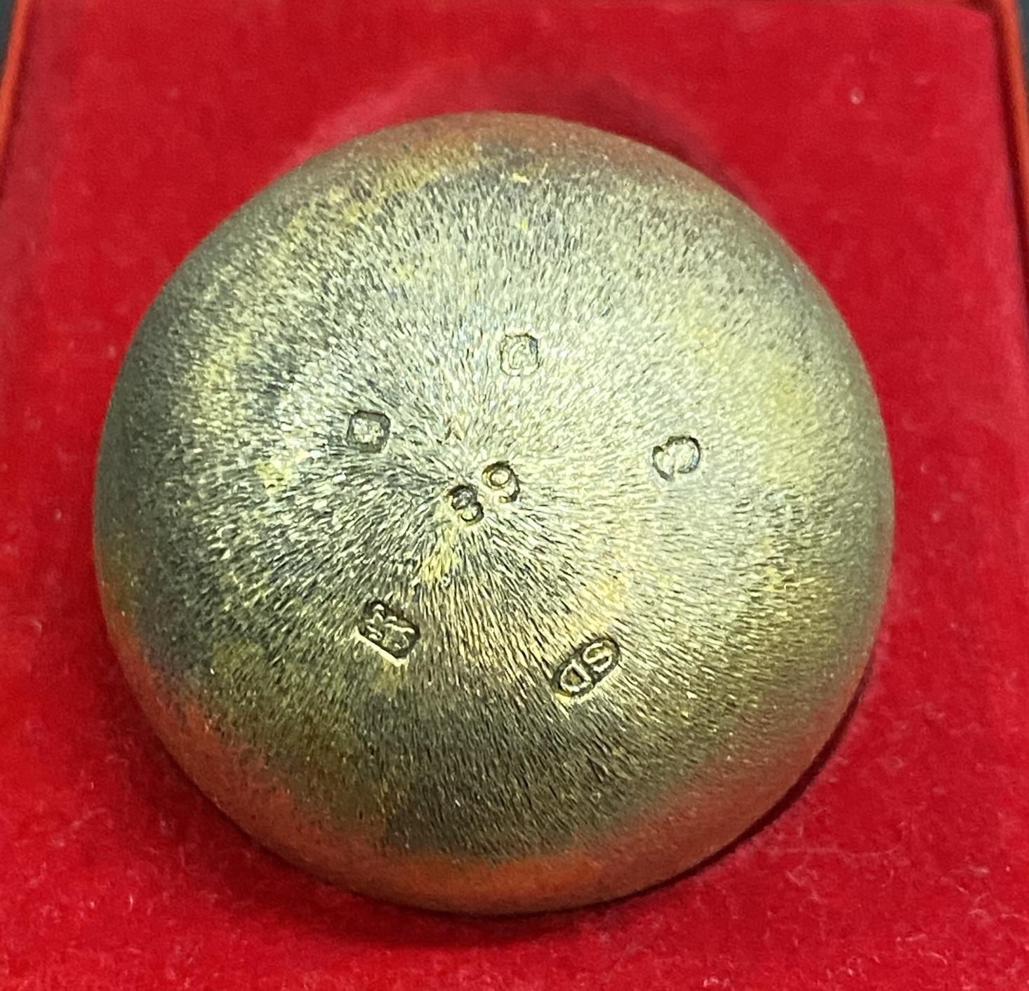 1977 Silver Jubilee Solid Sterling Silver Gold Gilt Stuart Devlin Surprise Egg For Sale 2