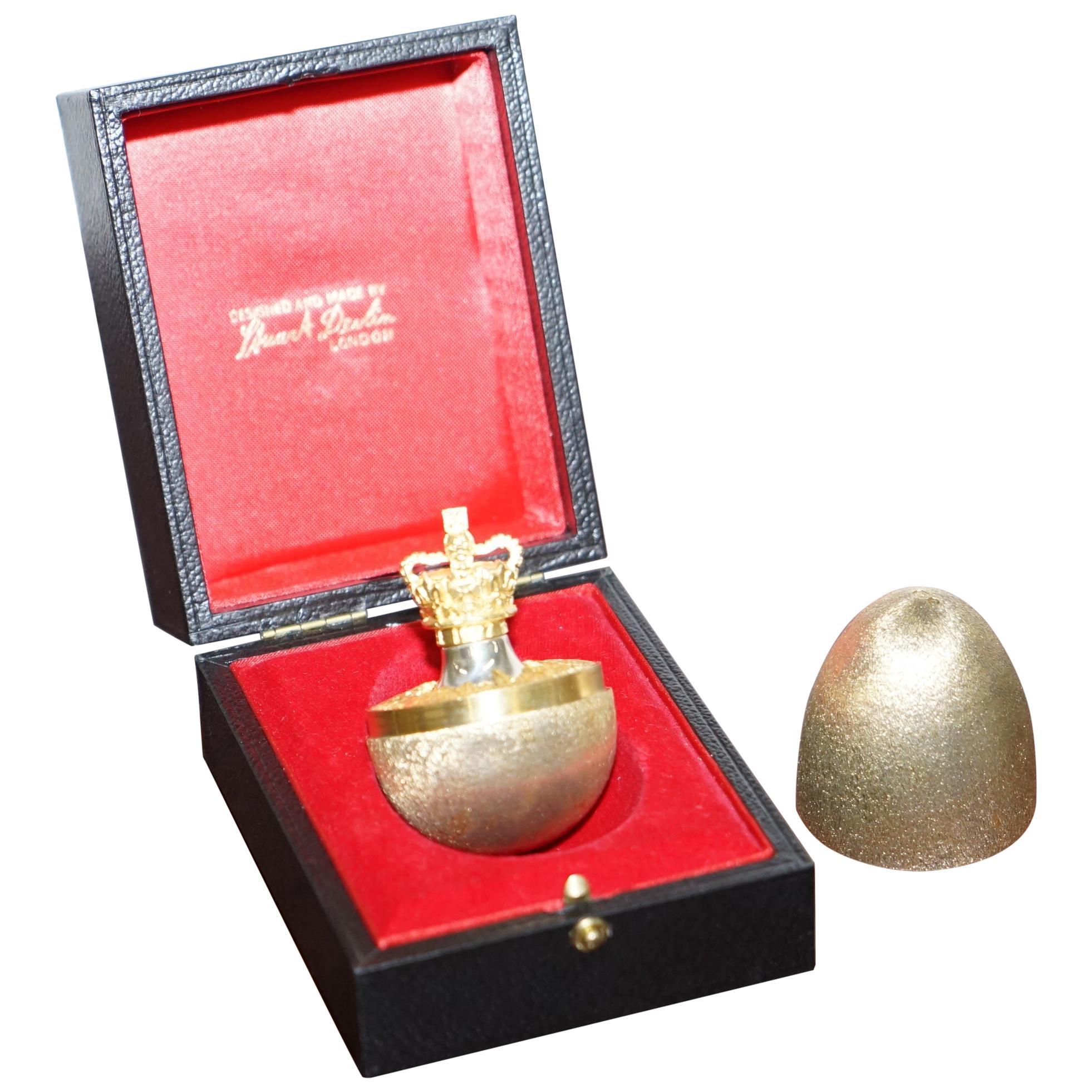 1977 Silver Jubilee Solid Sterling Silver Gold Gilt Stuart Devlin Surprise Egg For Sale