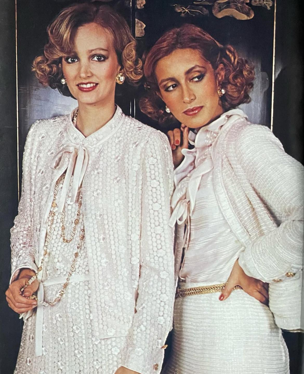 1978 Chanel Haute Couture Collana documentata in oro e perle di mare in vendita 1