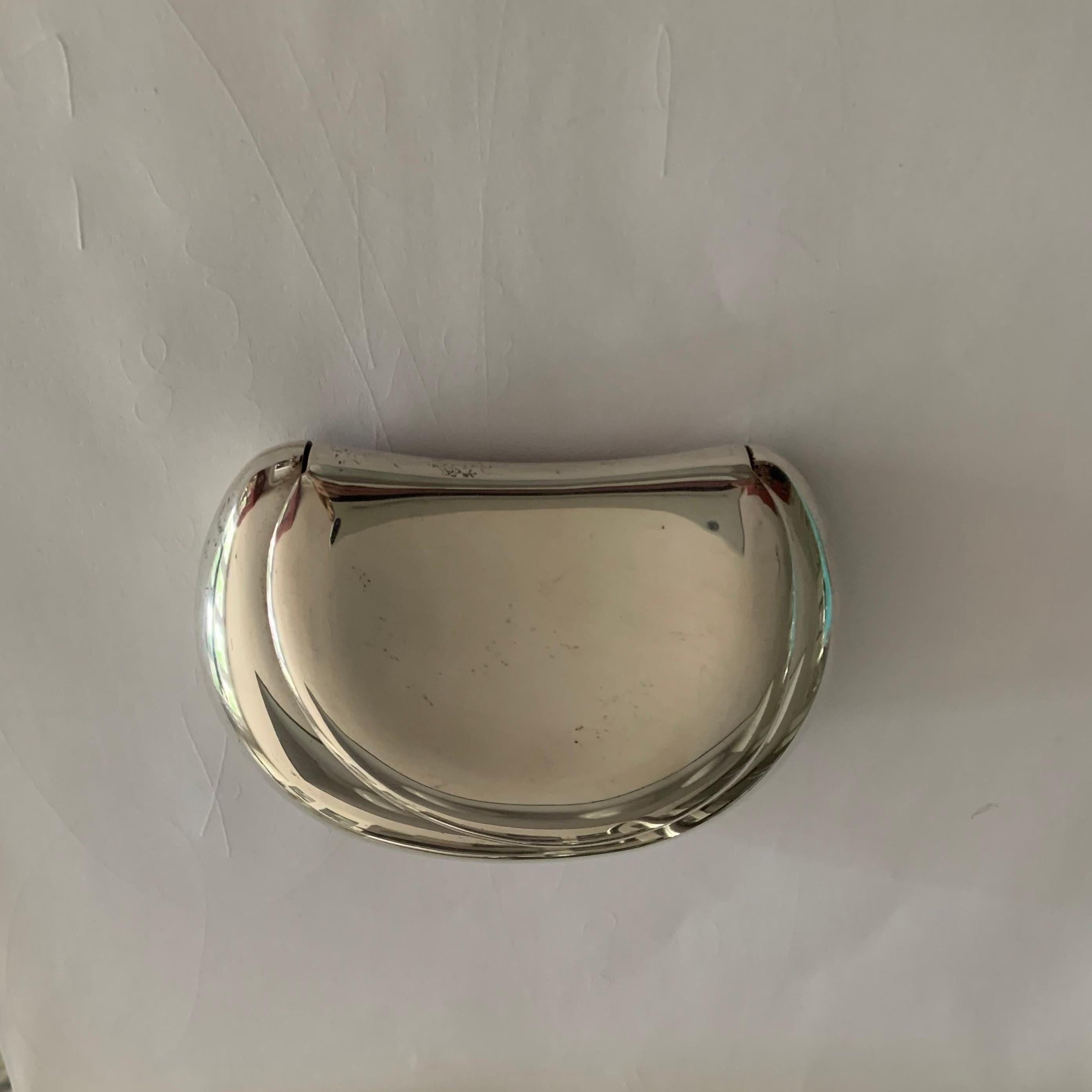 1978 Elsa Peretti Tiffany & Co Sterling Silver Saddle Clutch Bag In Excellent Condition In New Hope, PA