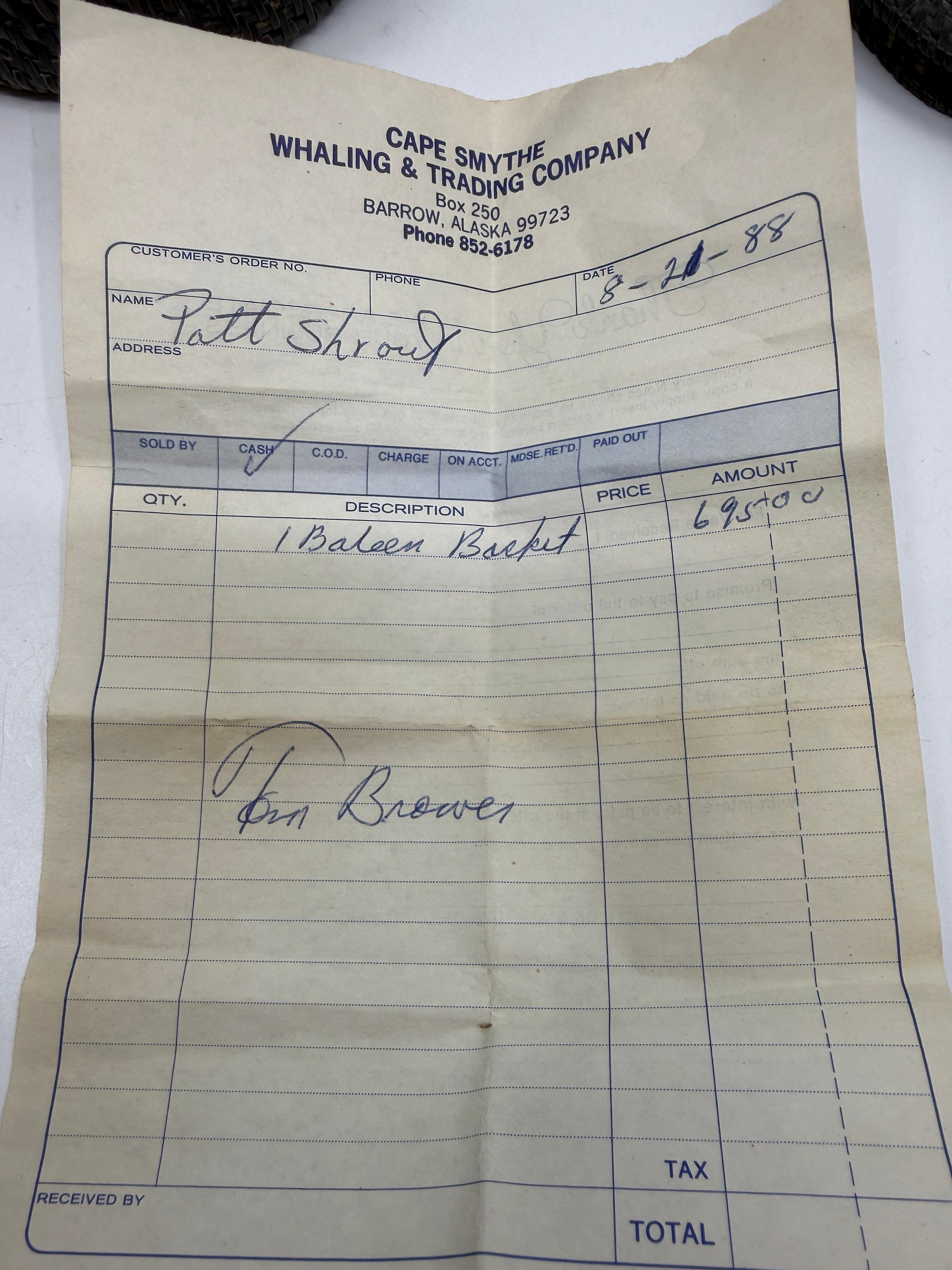 1978 Inuit Joe Sikvayugak Baleen and Carved Bone Basket For Sale 5