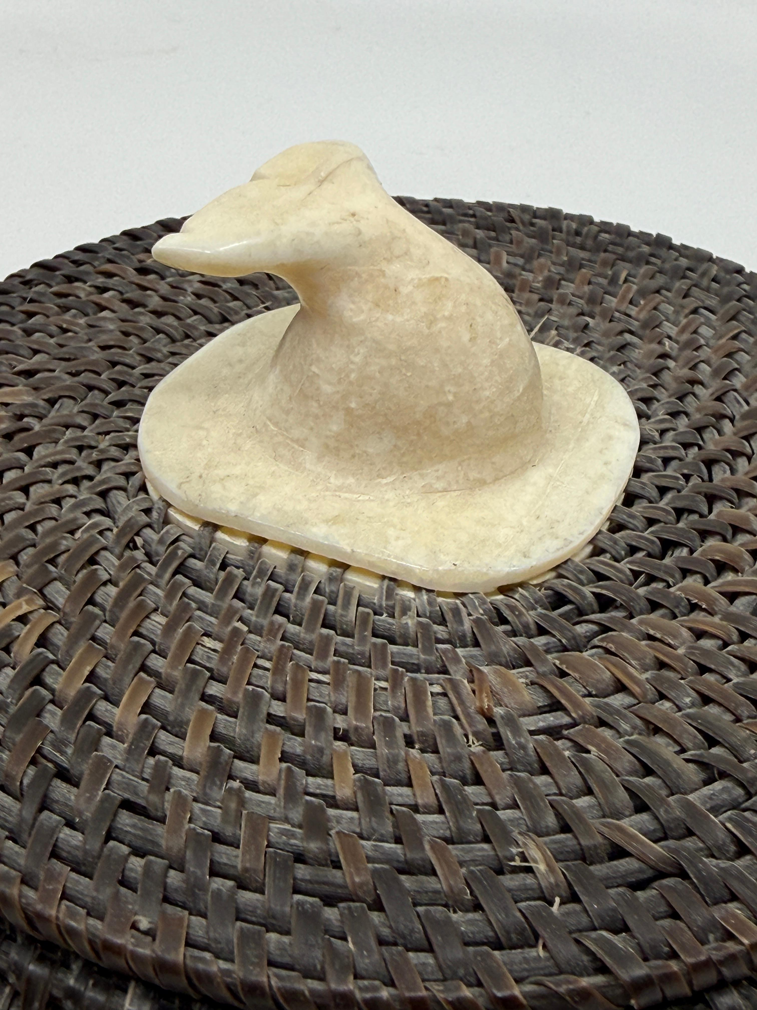 1978 Inuit Joe Sikvayugak Baleen and Carved Bone Basket In Good Condition For Sale In Palm Springs, CA