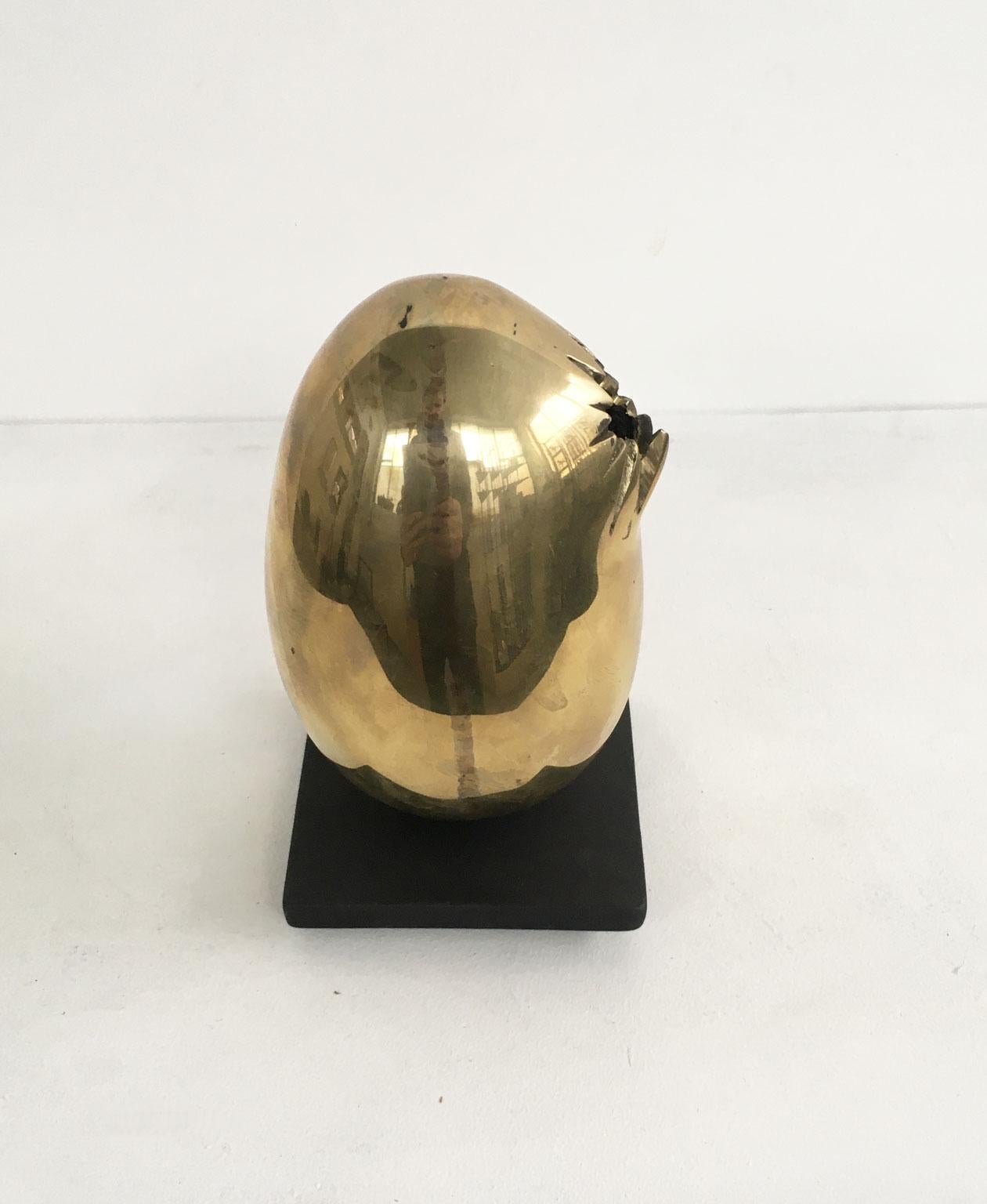 Italian 1978 Italy Bronze Abstract Sculpture by Fanna Roncoroni Forma Ovale Oval Shape For Sale
