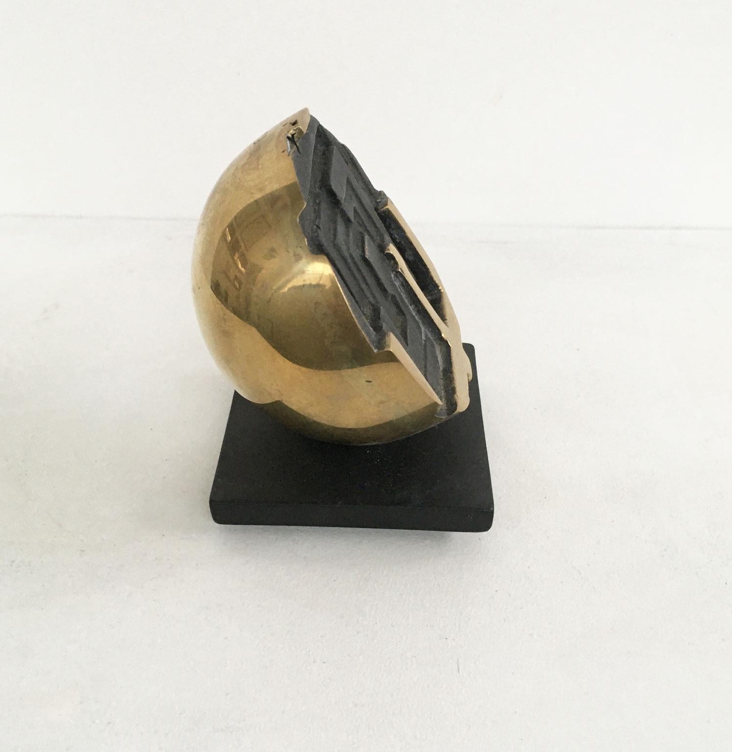 1978 Italy Bronze Abstract Sculpture by Fanna Roncoroni Labirinto Labyrinth In Good Condition For Sale In Brescia, IT