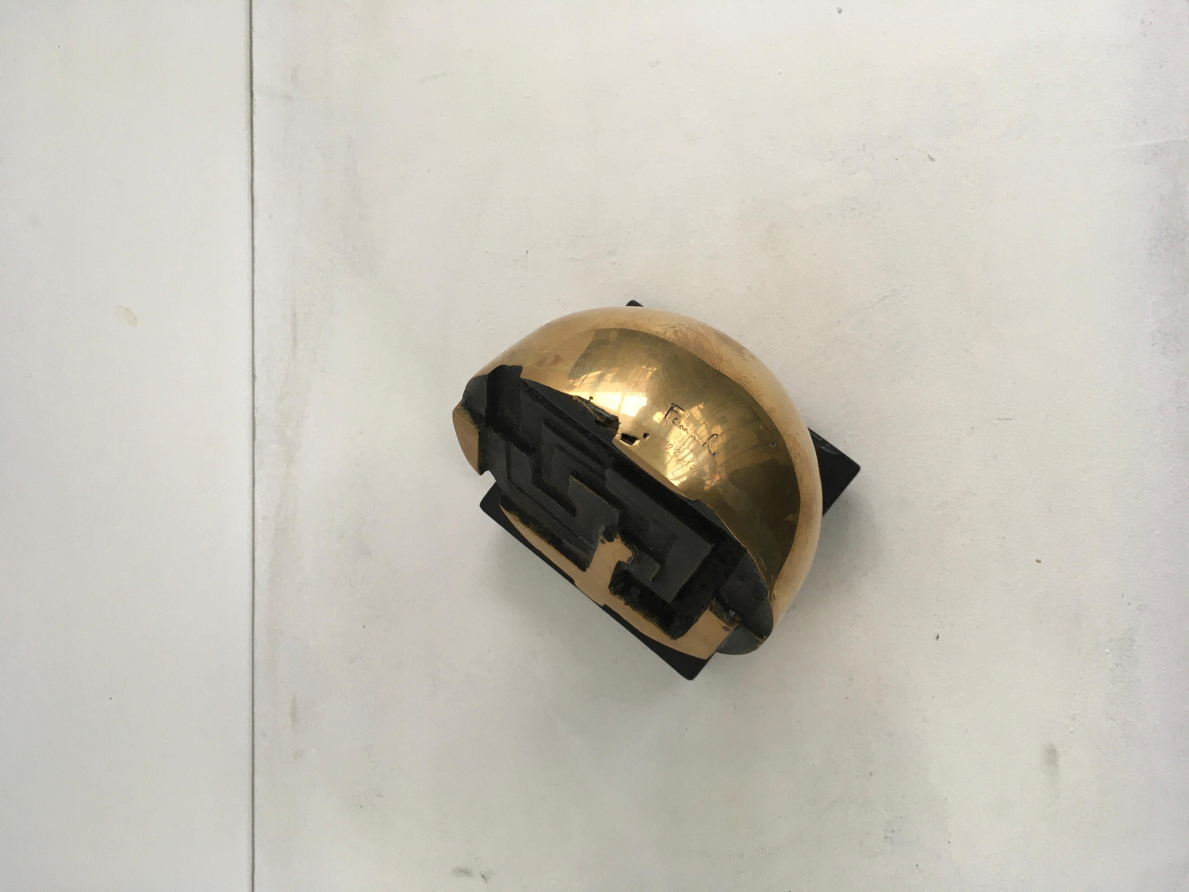 1978 Italia Scultura astratta in bronzo di Fanna Roncoroni Labirinto in vendita 1