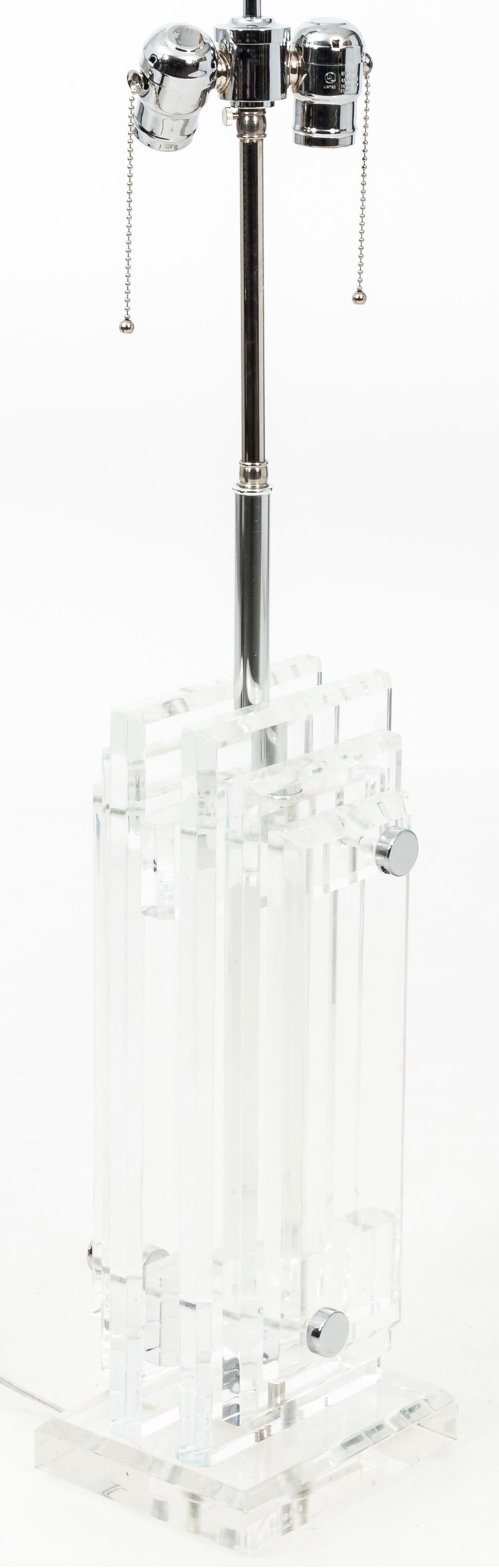 1978, Lucite Geometric Table Lamp with Custom Shade In Good Condition For Sale In Stamford, CT
