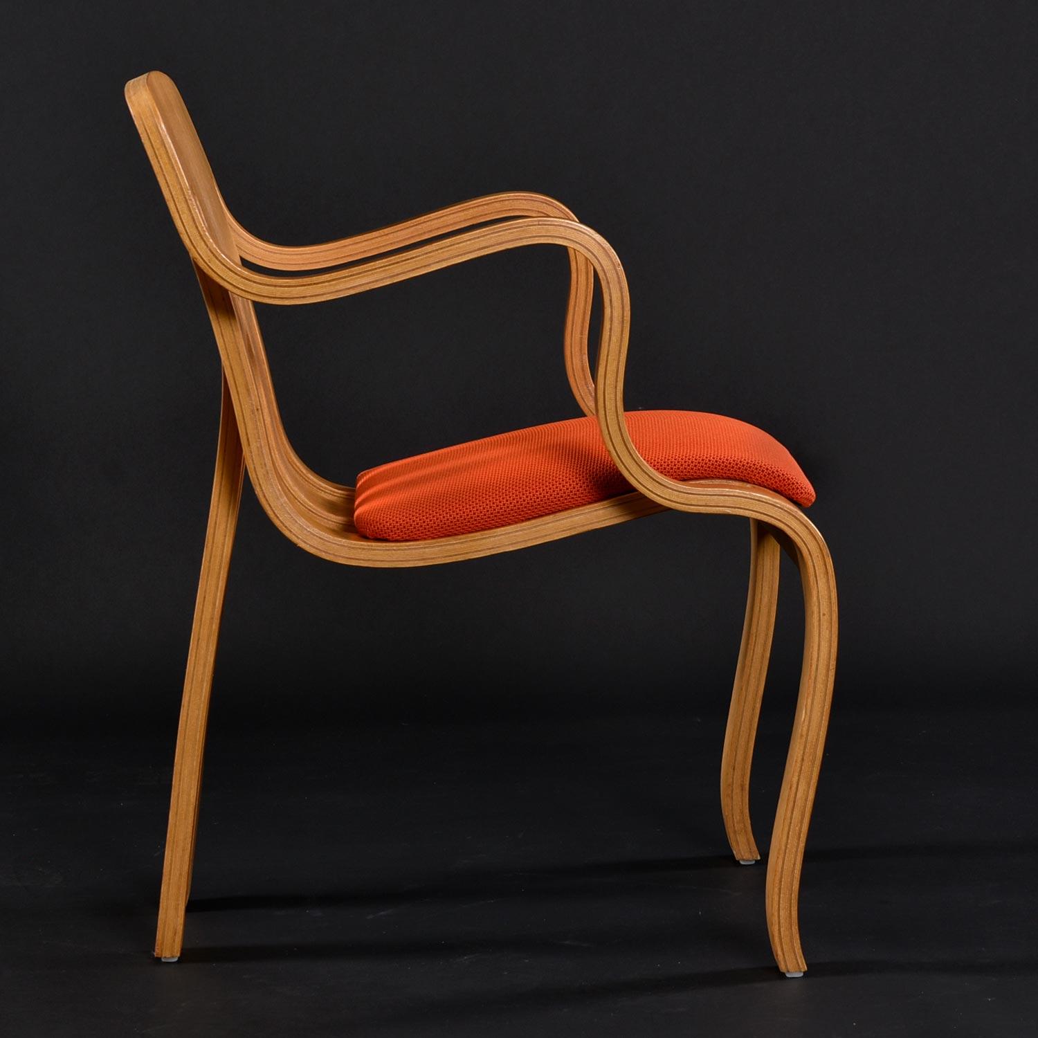 1978 Sessel aus geformtem Sperrholz, 2er-Set aus Eiche von Peter Danko für Thonet (amerikanisch) im Angebot