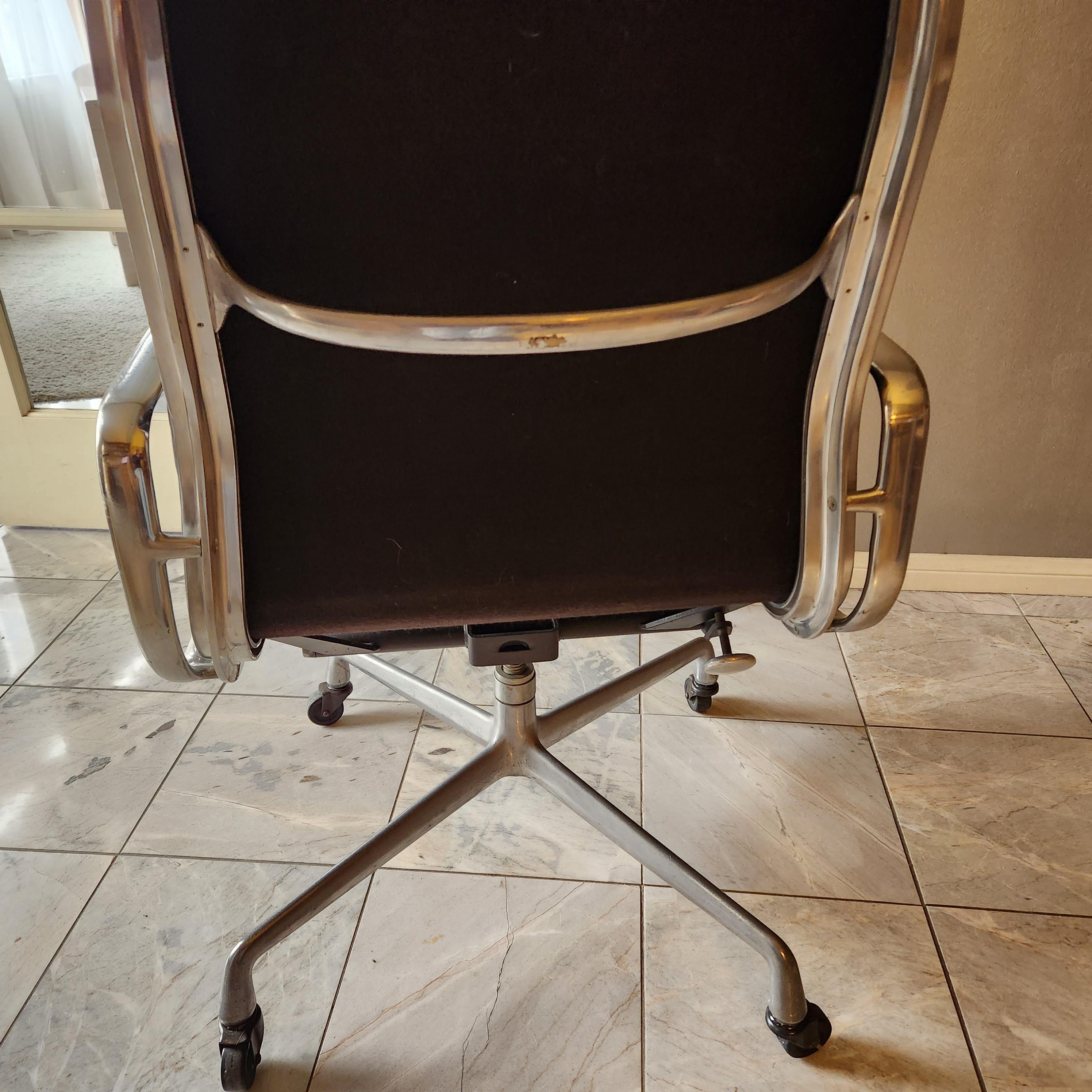 1978 Original Herman Miller Eames Soft Pad Vintage Executive Chair For