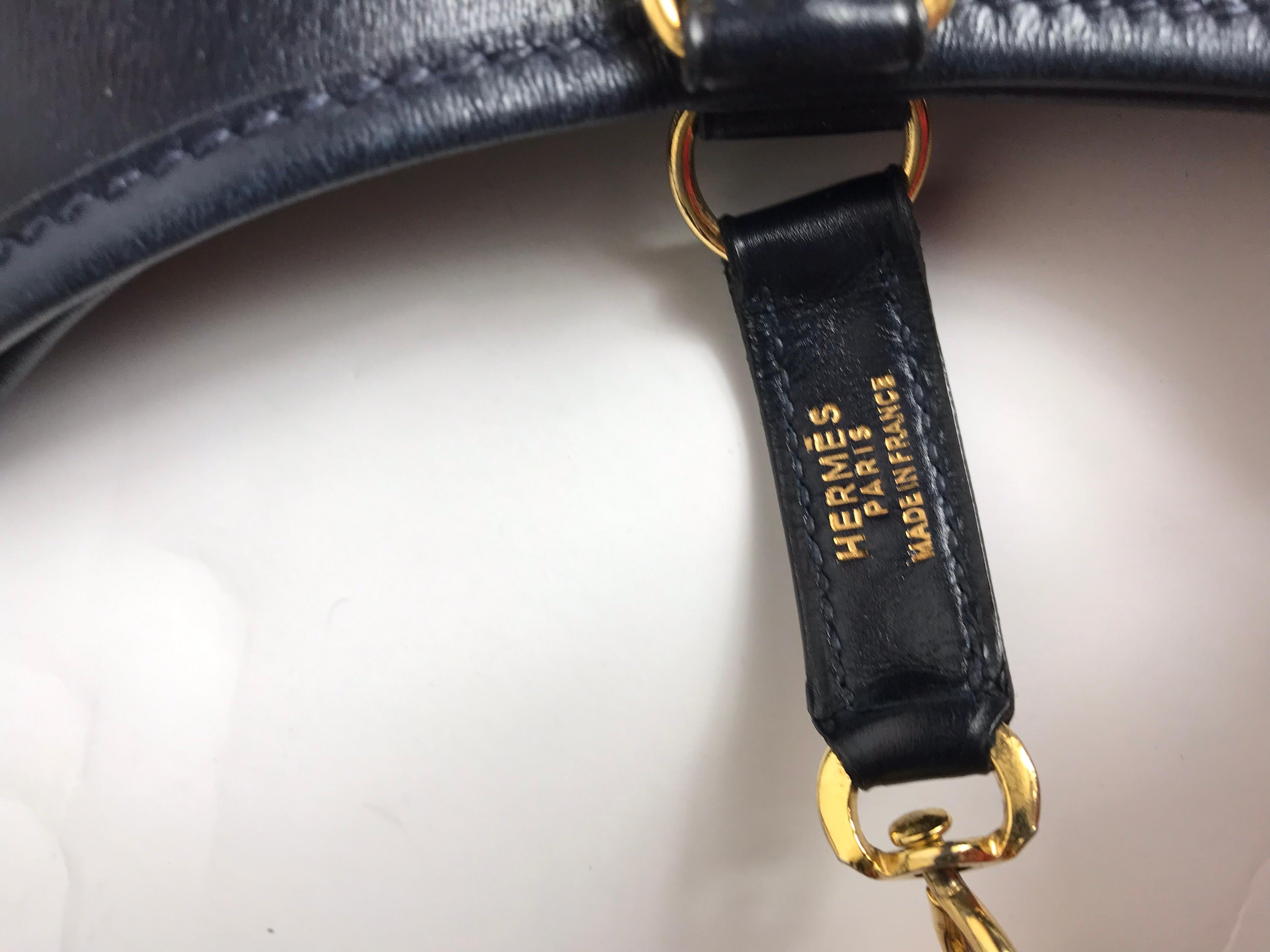 1978 Vintage Hermès Trim dark Blue Box Calf Shoulder Bag  In Good Condition In Austin, TX
