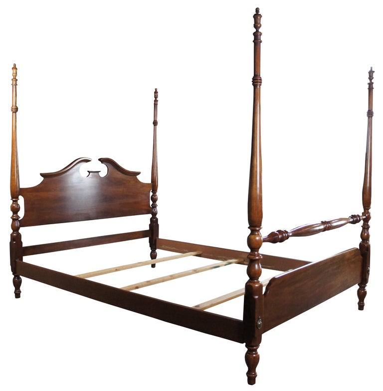 1978 Vintage Thomasville Style Traditional Cherry Four Poster Queen Bed at 1stDibs