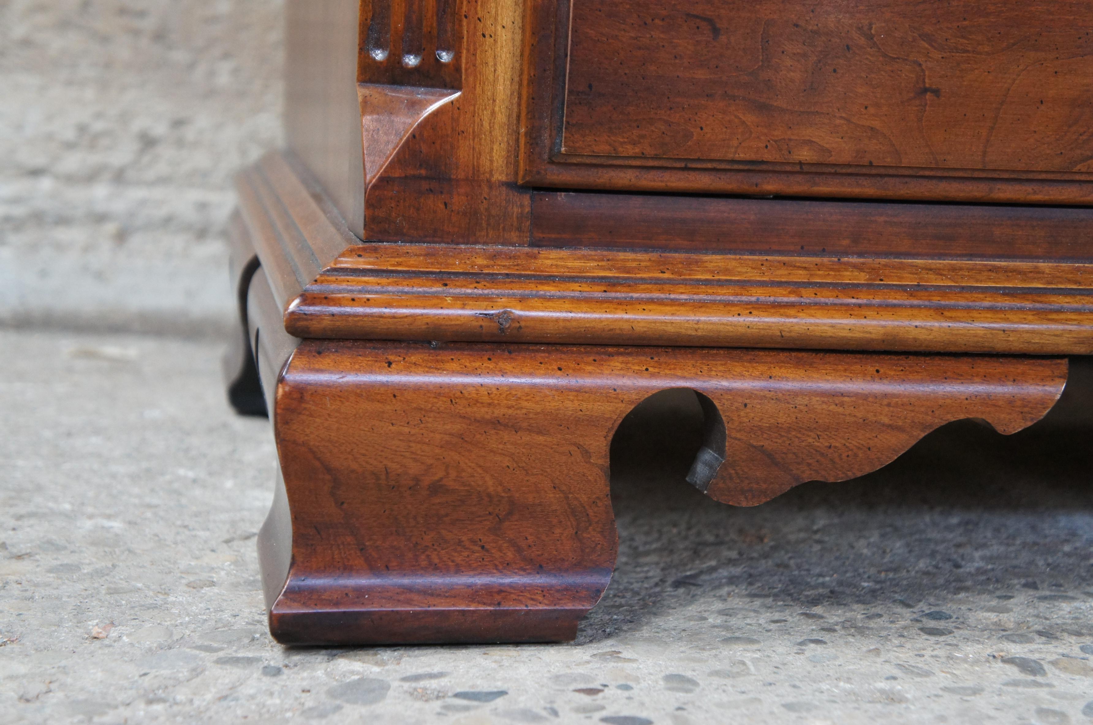 1978 Vintage Thomasville Georgian Style Traditional Cherry Triple Dresser Mirror 4