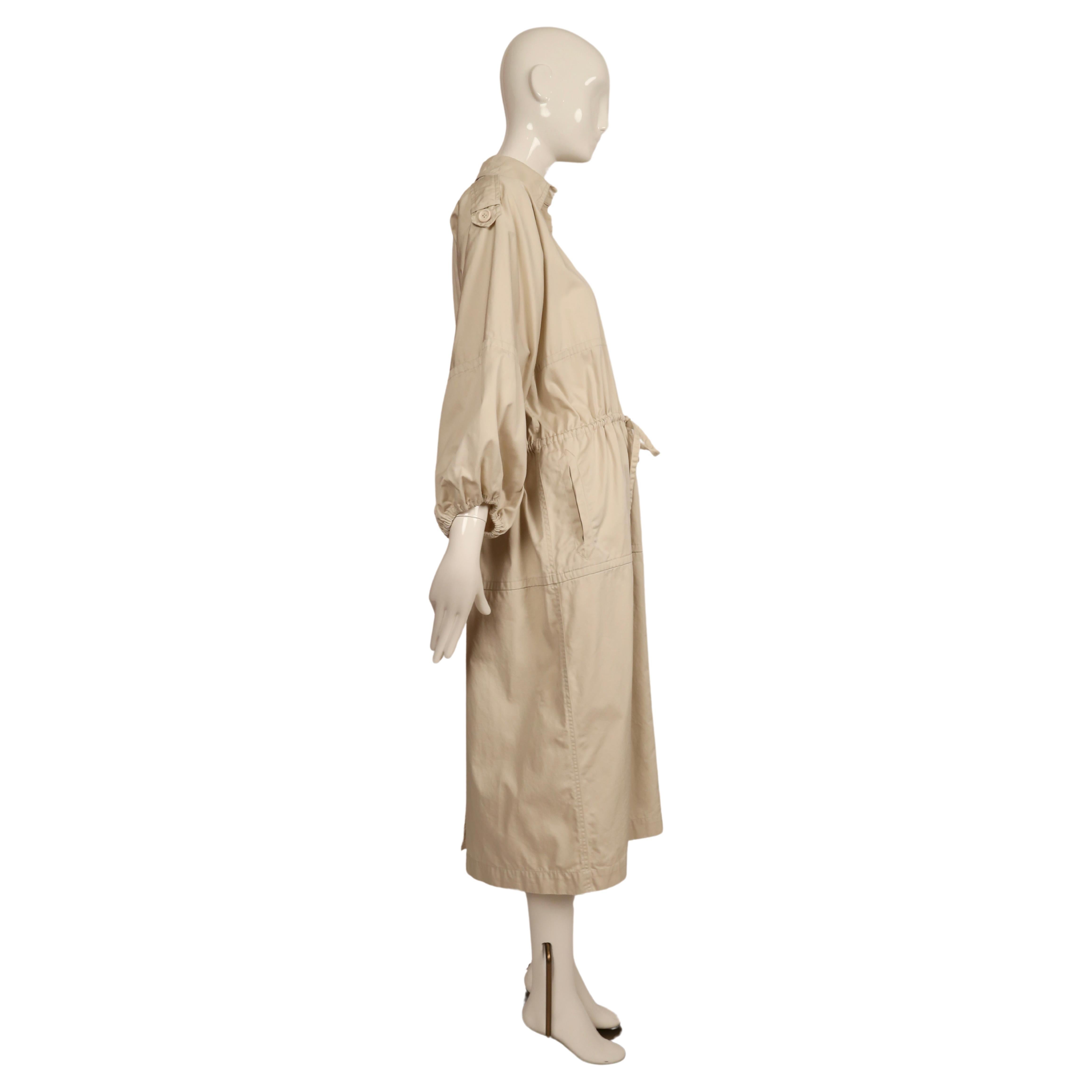 1978 Yves Saint Laurent trench-coat RUNWAY en twill de coton fauve  Unisexe en vente