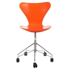 1979 Arne Jacobsen for Fritz Hansen Model 3117 Adjustable Desk Chair