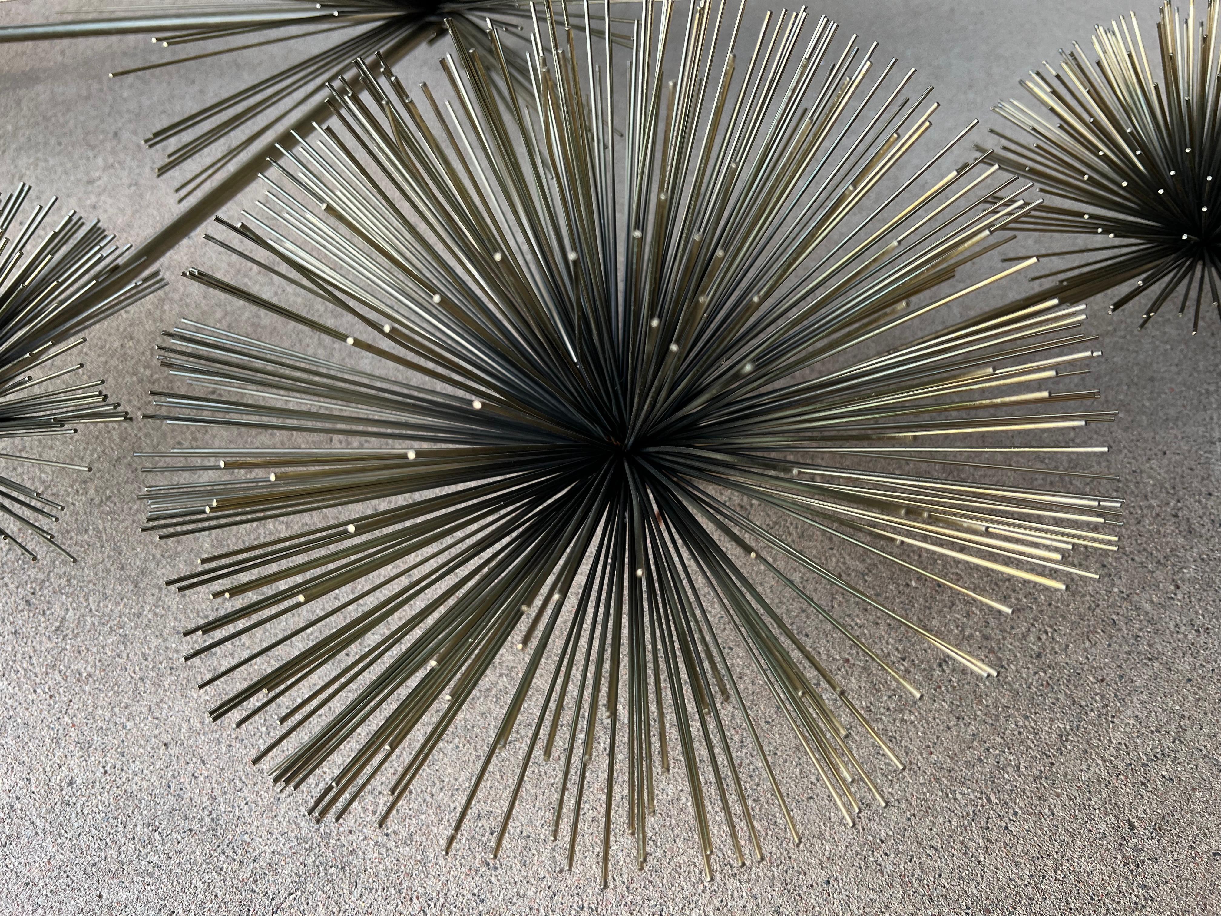 1979 A.C. Jeré brass dandelion, pom pom ou sea urchin wall art sculpture en vente 7