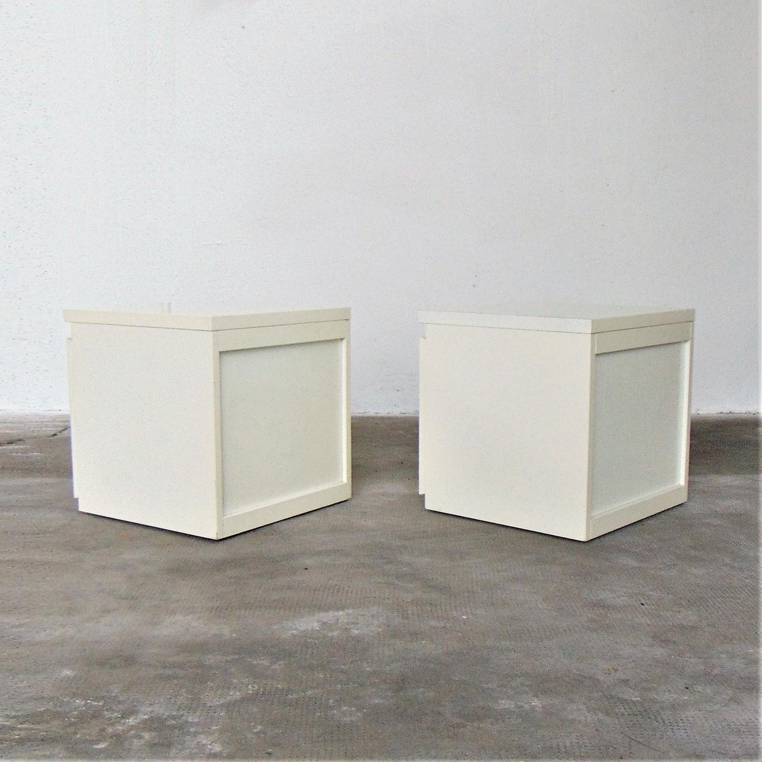 Wood 1979 Claudio Salocchi Two Low Cabinets in White Lacquer by Sormani, Italy For Sale