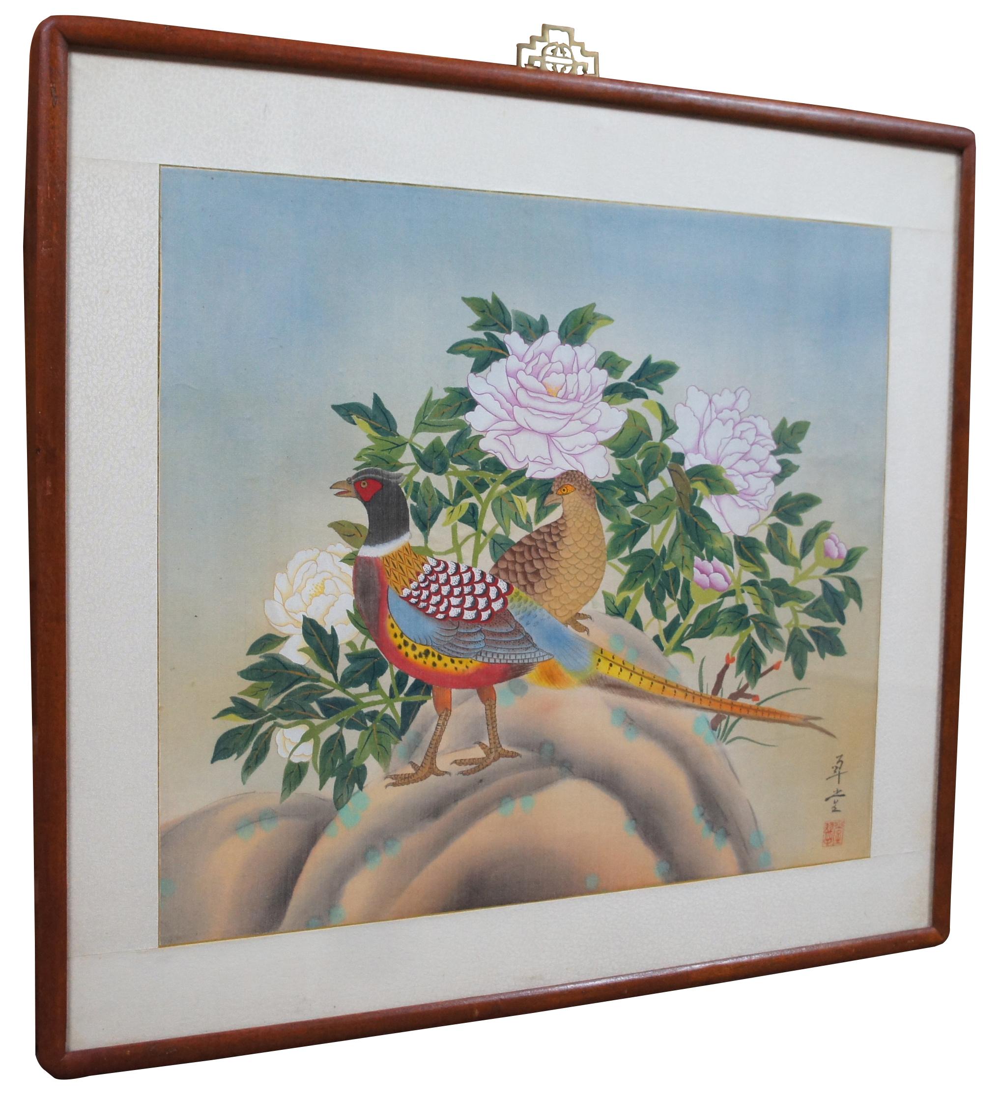 Chinoiseries Peinture de phéasants chinois amoureux de Cui Tang en soie avec fleurs et pivoines, 1979 en vente
