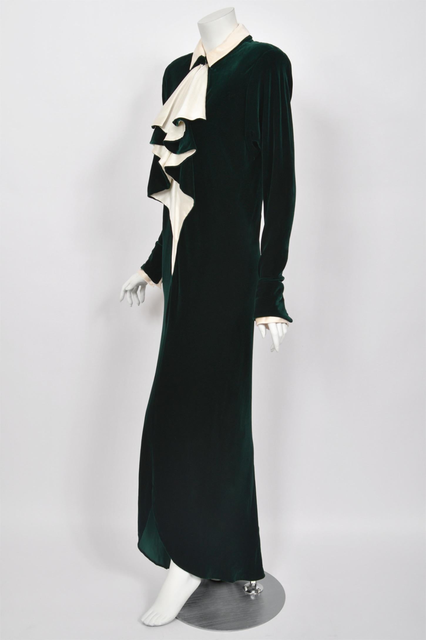 1970s Halston Couture Dark Green Velvet & Ivory Silk Ruffle Bodice Bias-Cut Gown In Good Condition For Sale In Beverly Hills, CA