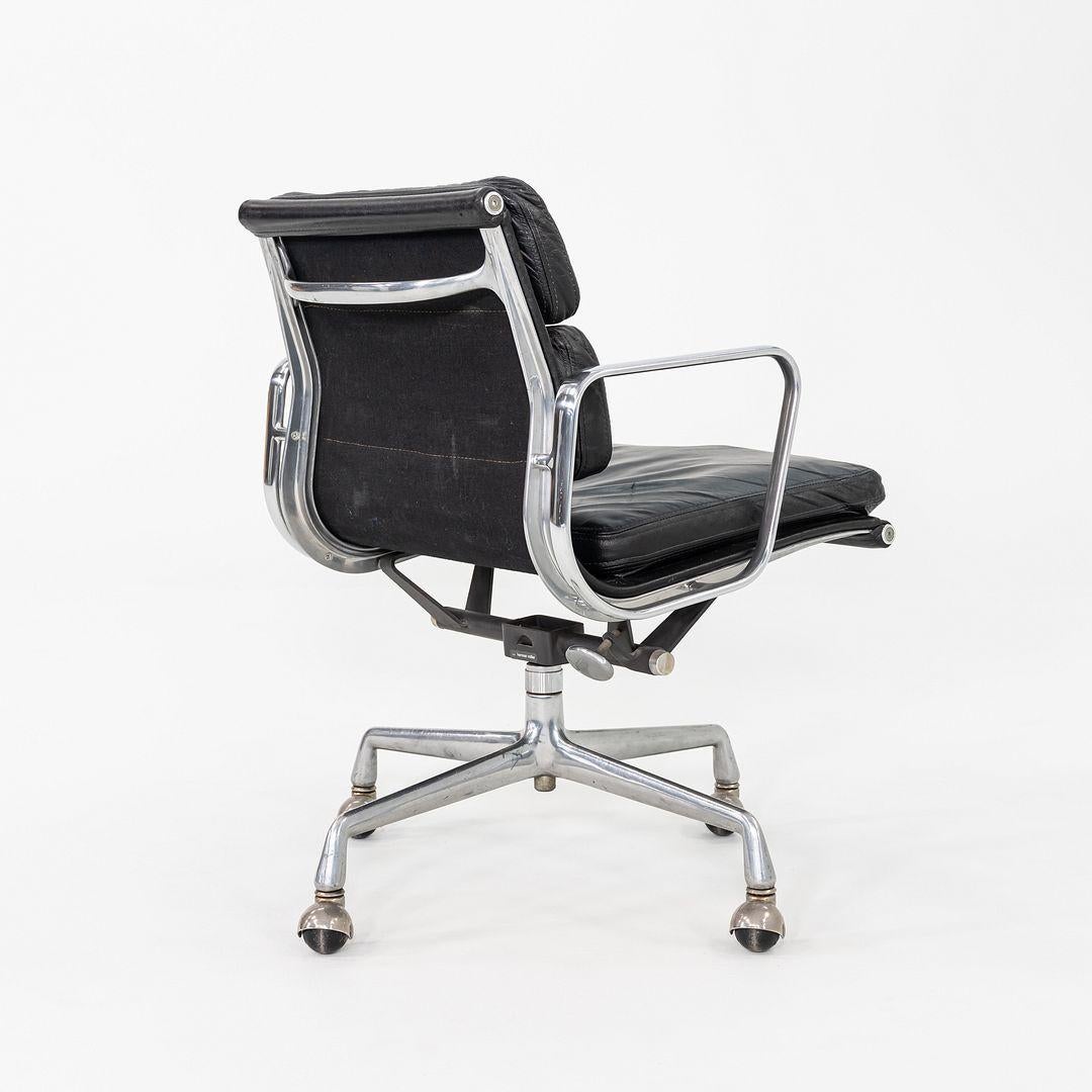 1979 Herman Miller Eames Soft Pad Management-Schreibtischstuhl aus schwarzem Leder (Ende des 20. Jahrhunderts) im Angebot