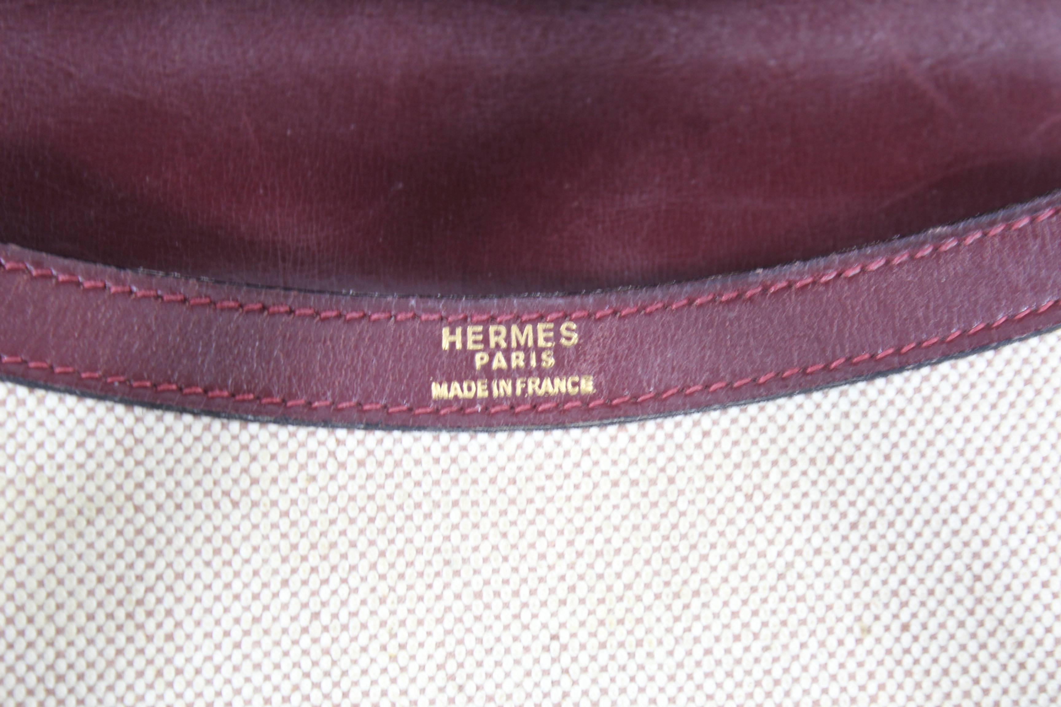 1979 Hermes Flat Canvas and Leather Vintage Bag In Good Condition For Sale In Paris, FR