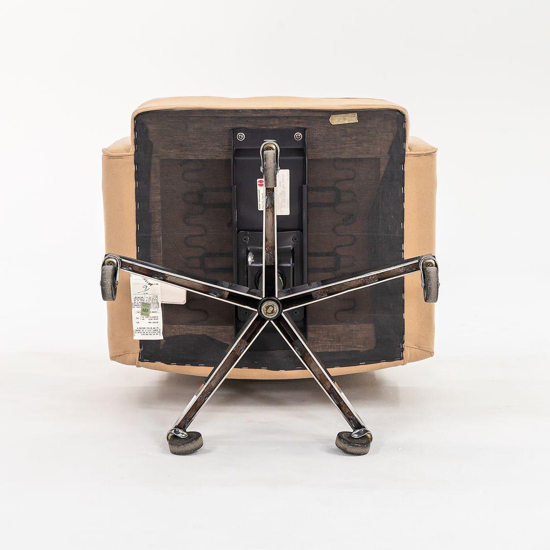 This is a Cafiero Executive Desk Chair, Model 187, originally designed by Vincent Cafiero for Knoll in 1960. These particular examples date to 1979. The listed price includes one chair, and we have eight available for purchase. Their design features