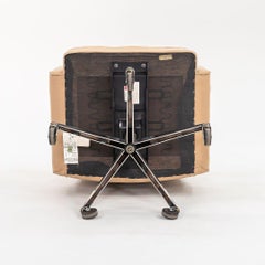 1979 Knoll Cafiero Executive Desk Chair in Tan Fabric on Casters w/ Tablet