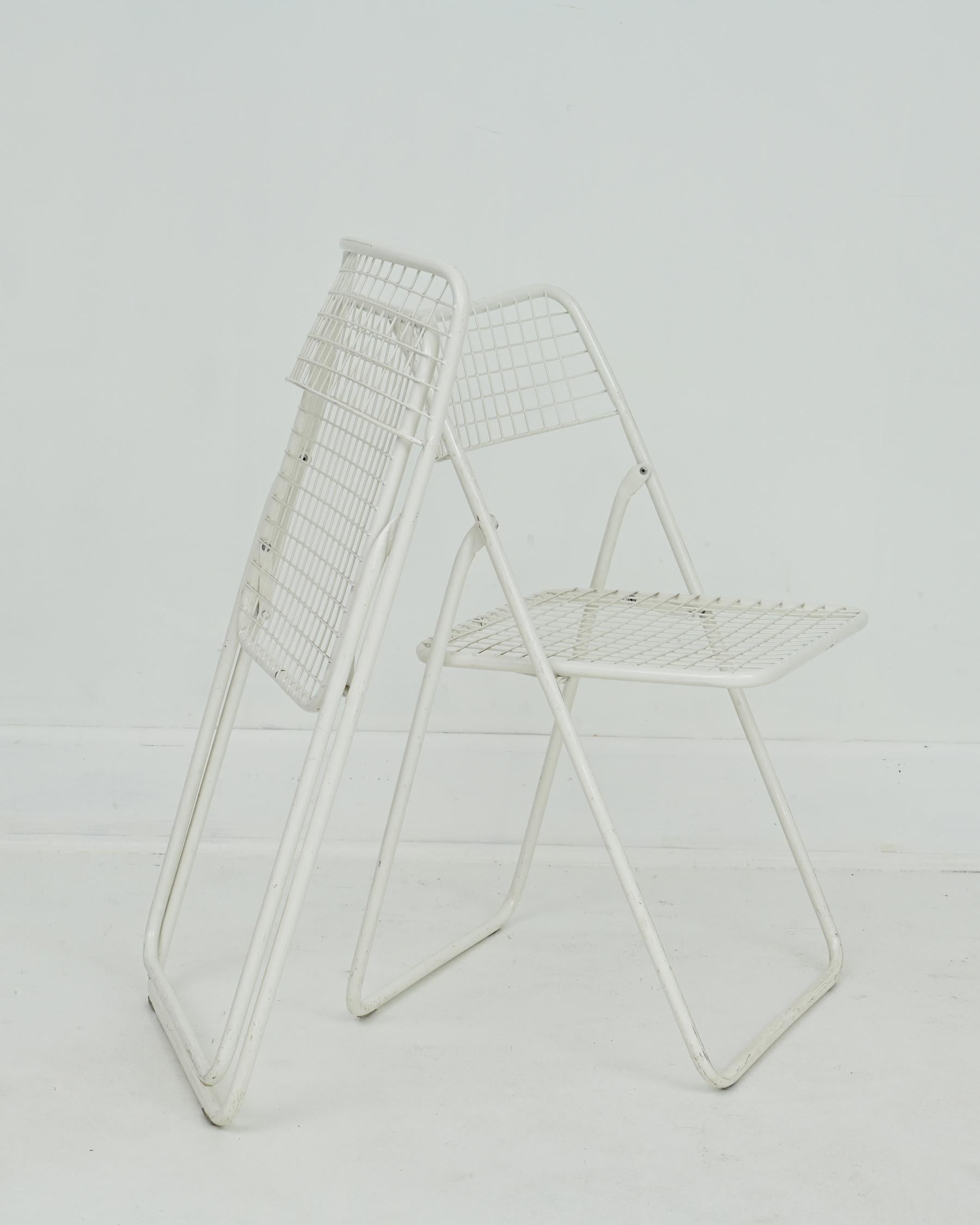 Ère spatiale Chaises pliantes à grille en métal blanc Niels Gammelgaard Ted Net pour IKEA, 1979 en vente
