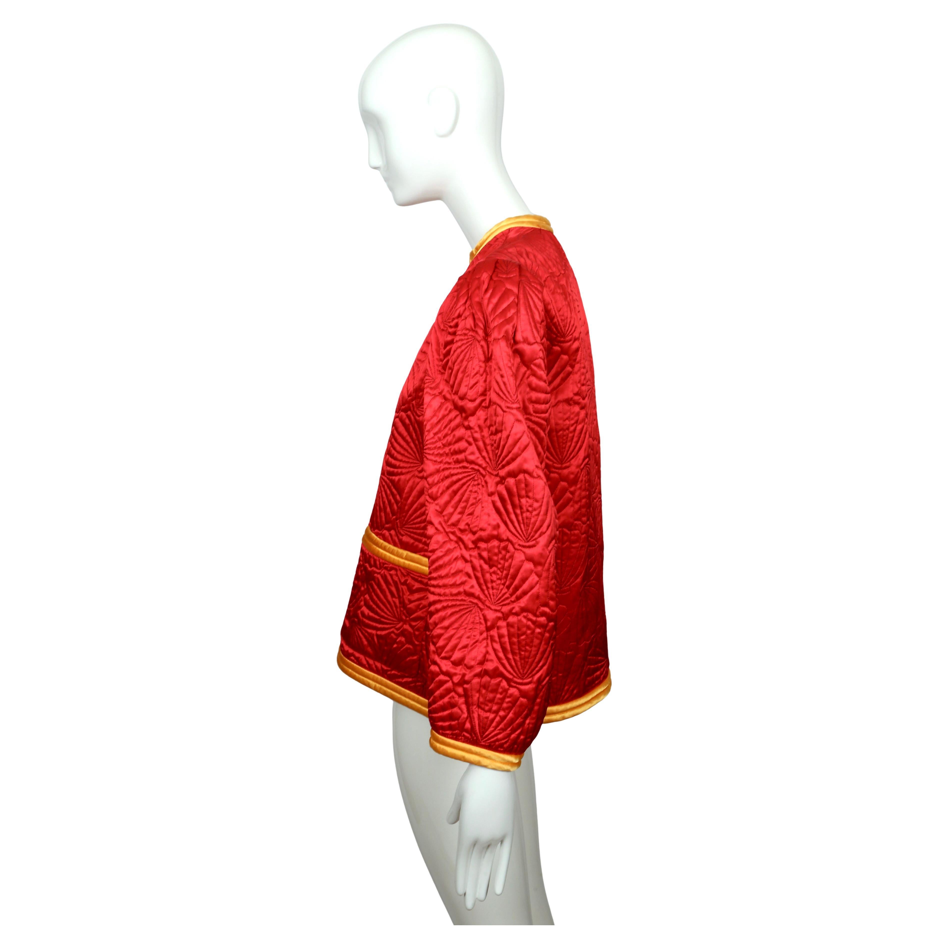1979 SAINT LAURENT red satin RUNWAY jacket with seashell embroidery en vente 2