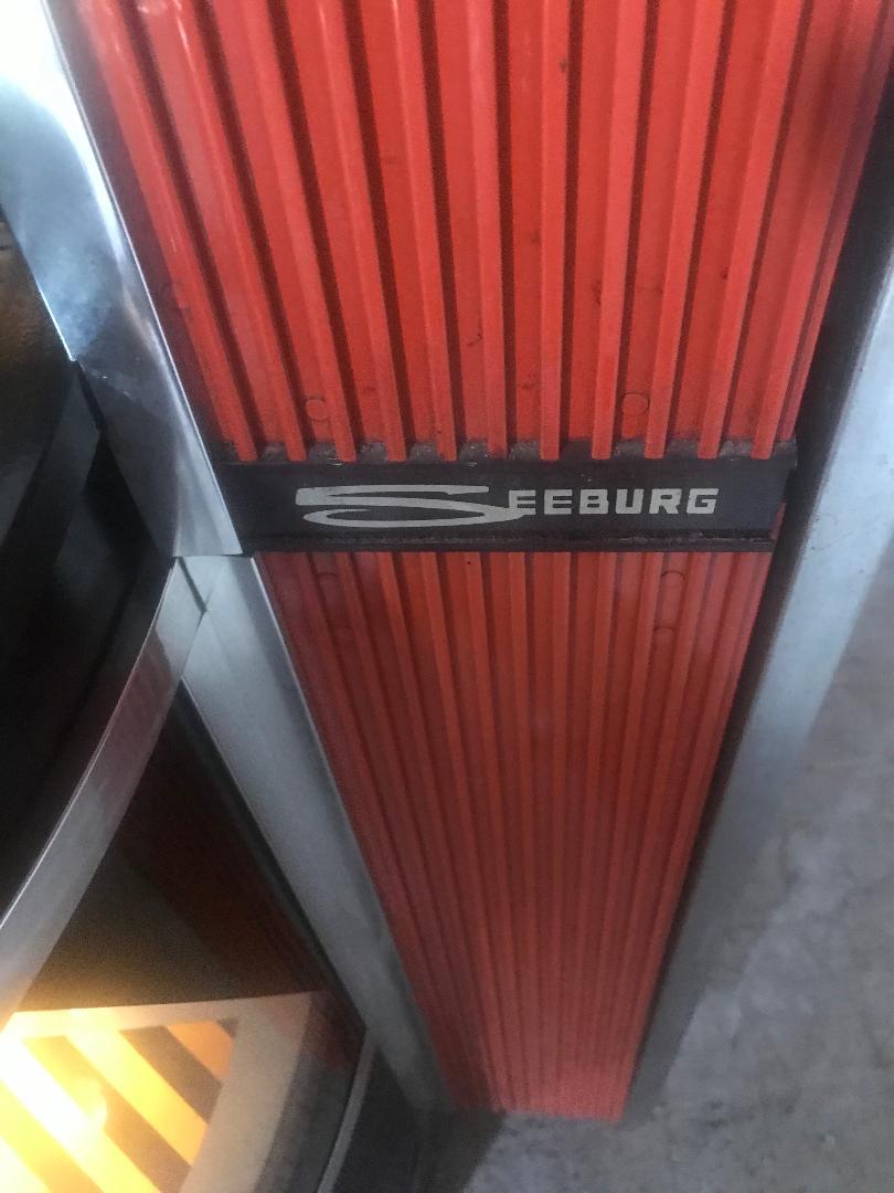 seeburg jukebox 1970s