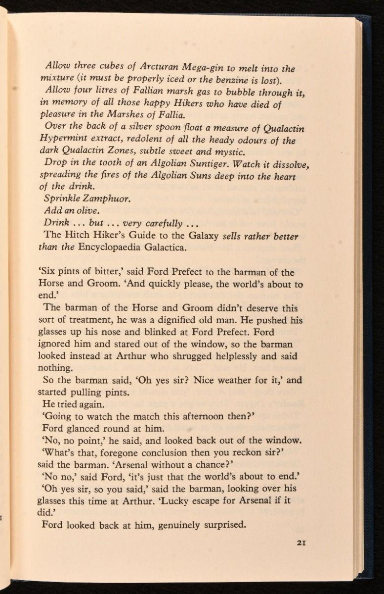 The Hitch Hiker's Guide to the Galaxy de 1979 en vente 2