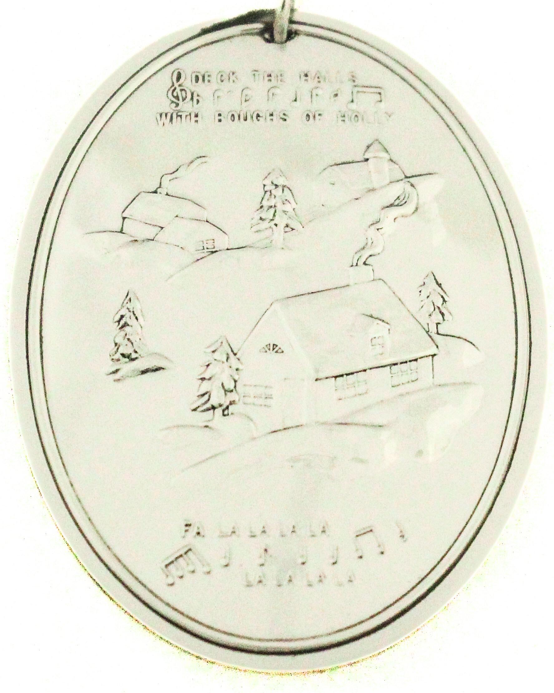 1979 Towle Sterling Silver Christmas Ornament — “Deck the Halls” (amerikanisch) im Angebot