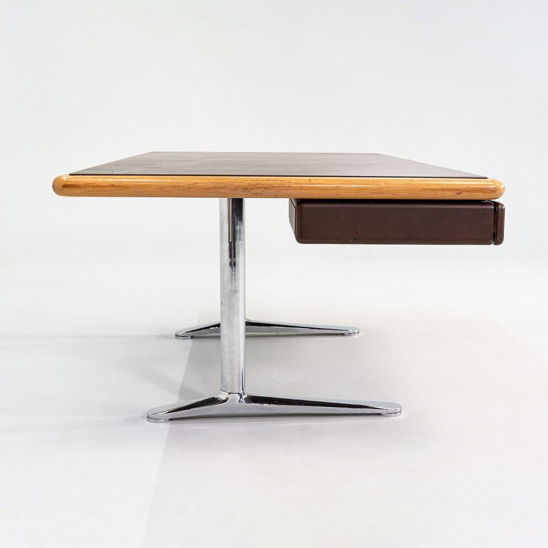 1979 Warren Platner for Knoll Executive Desk in Leather, Oak, and Chromed Steel In condizioni buone in vendita a Philadelphia, PA